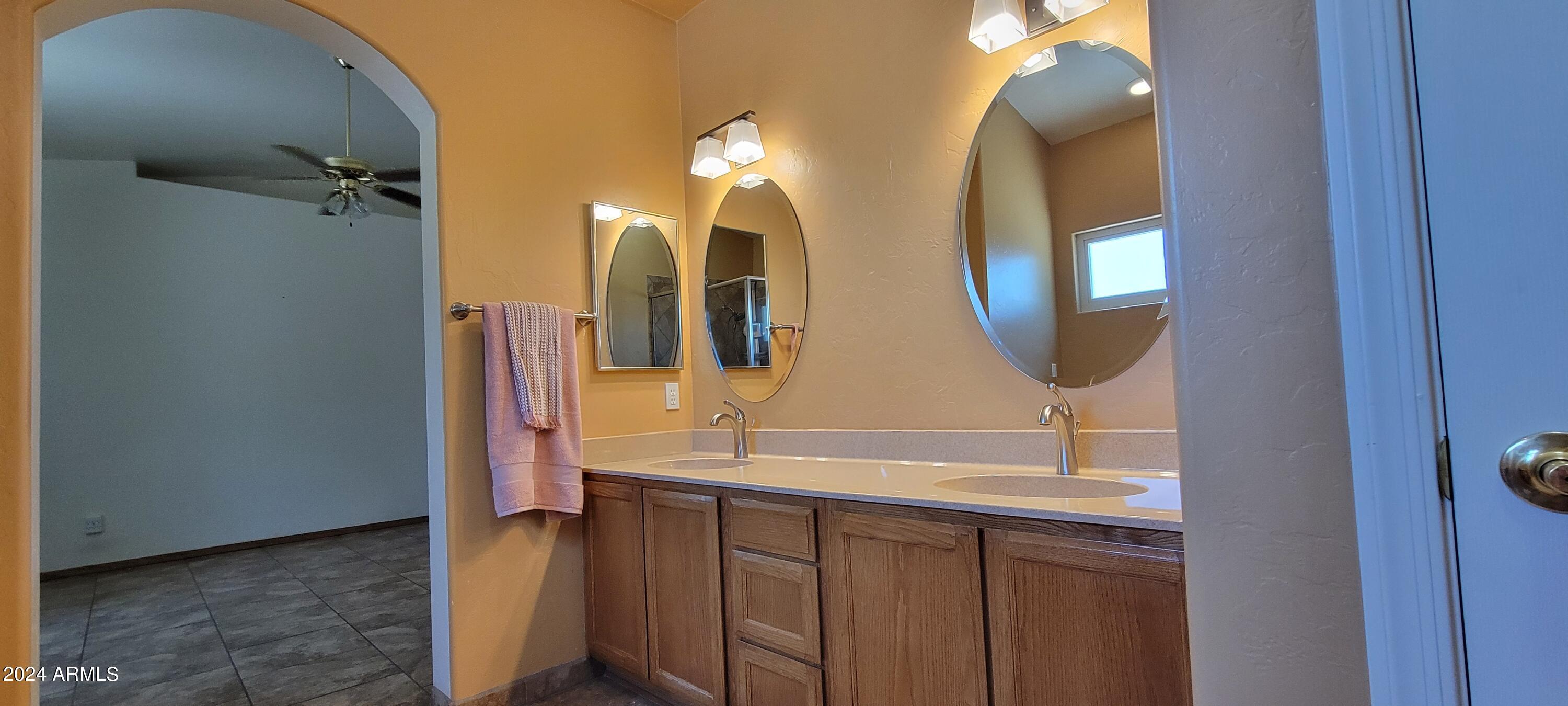 SUMMIT RIDGE - Residential