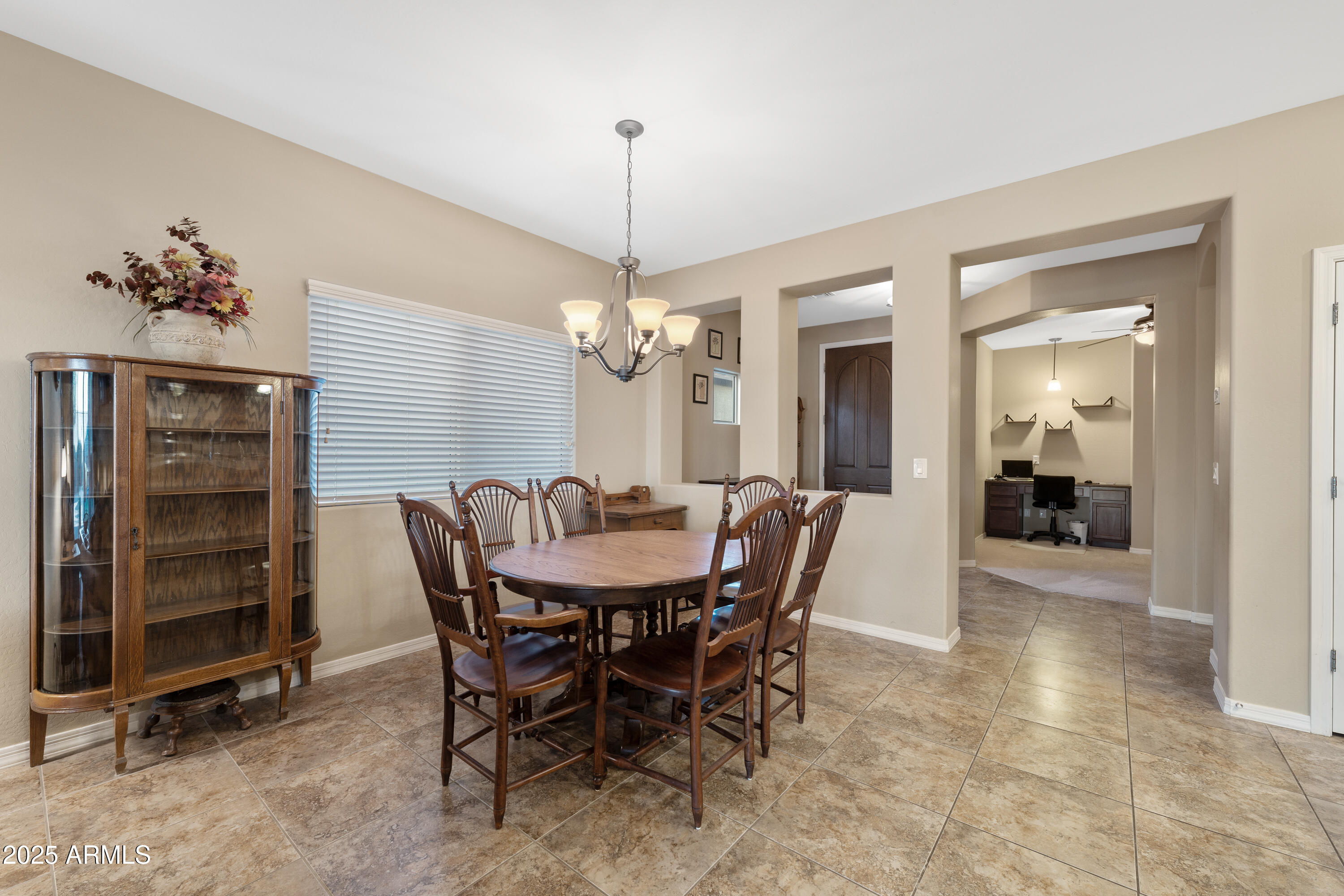 398 W HONEY LOCUST Avenue