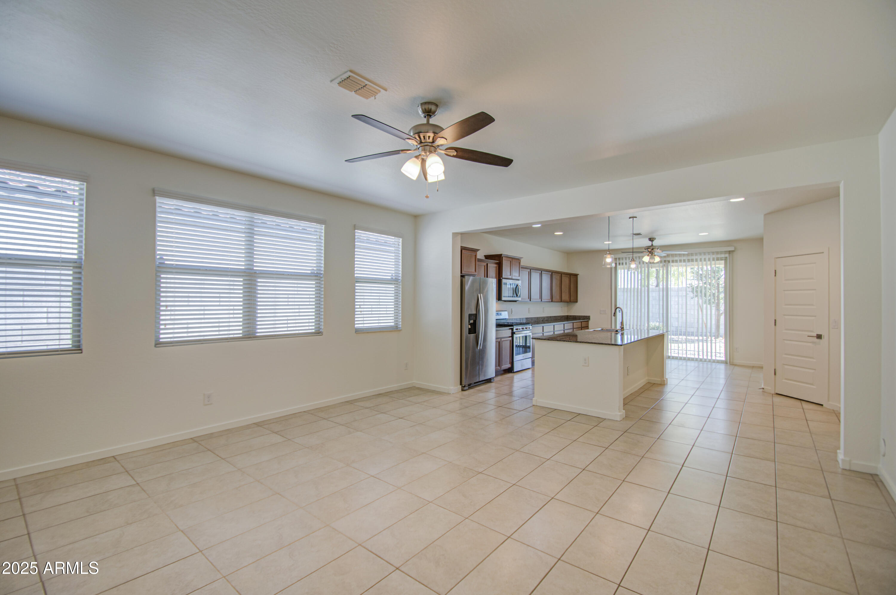 San Tan Valley, Arizona 85140, United States, 4 Bedrooms Bedrooms, ,2 BathroomsBathrooms,Residential,Active,90978