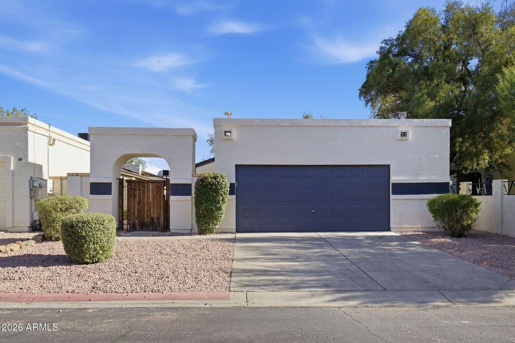 Photo of 619 E Jensen Street #88, Mesa, AZ 85203 (MLS # 7022635)