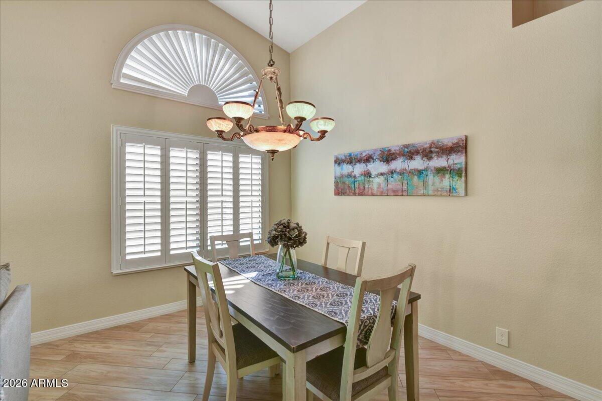 9136 W RIMROCK Drive