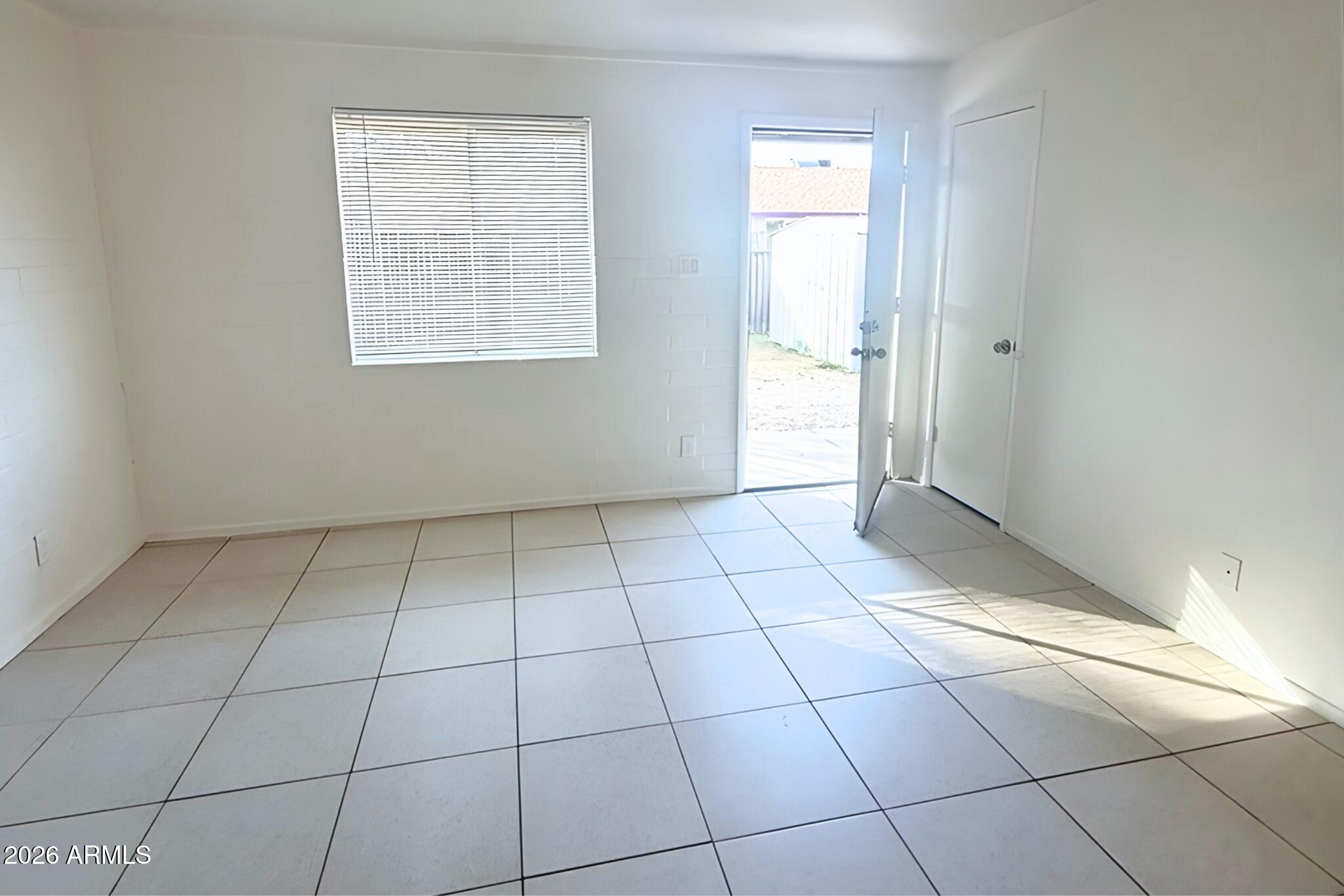 10831 N 18TH Avenue 3