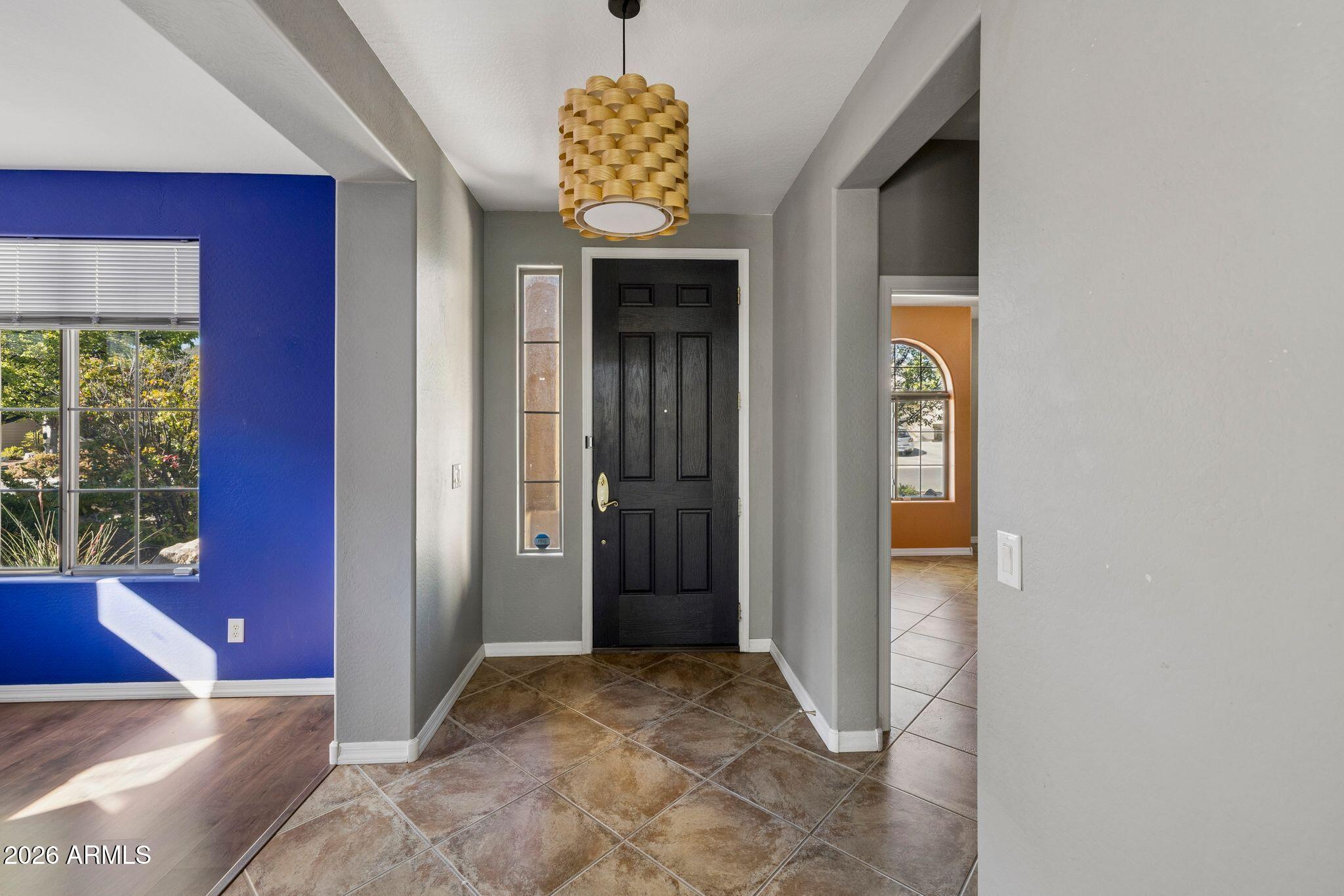 1025 N CLOUD CLIFF Pass