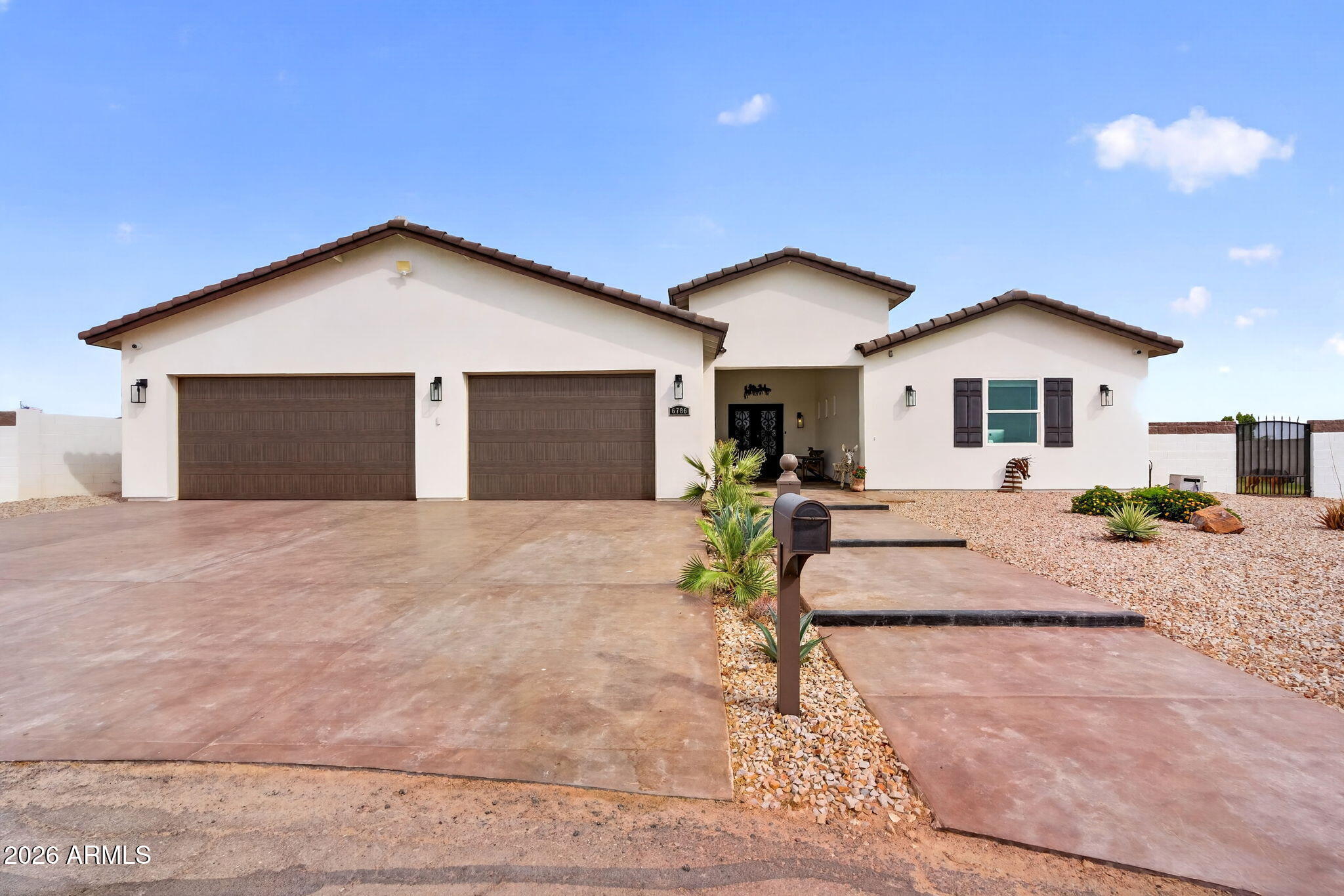6786 W PALOMINO Way