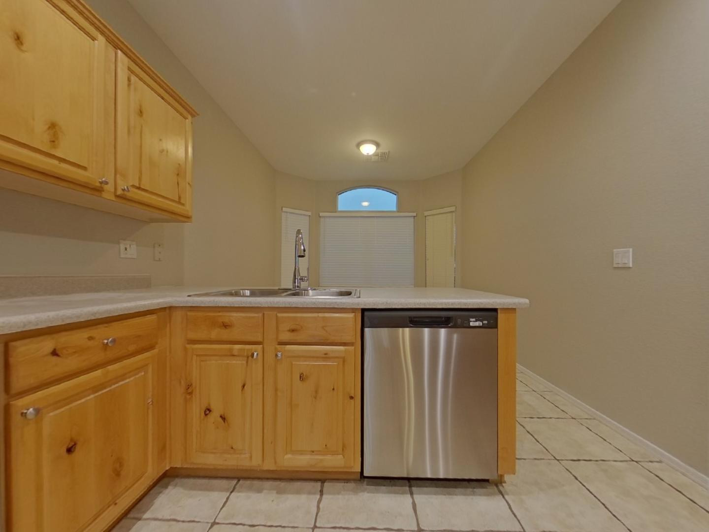 117 S 125th Avenue