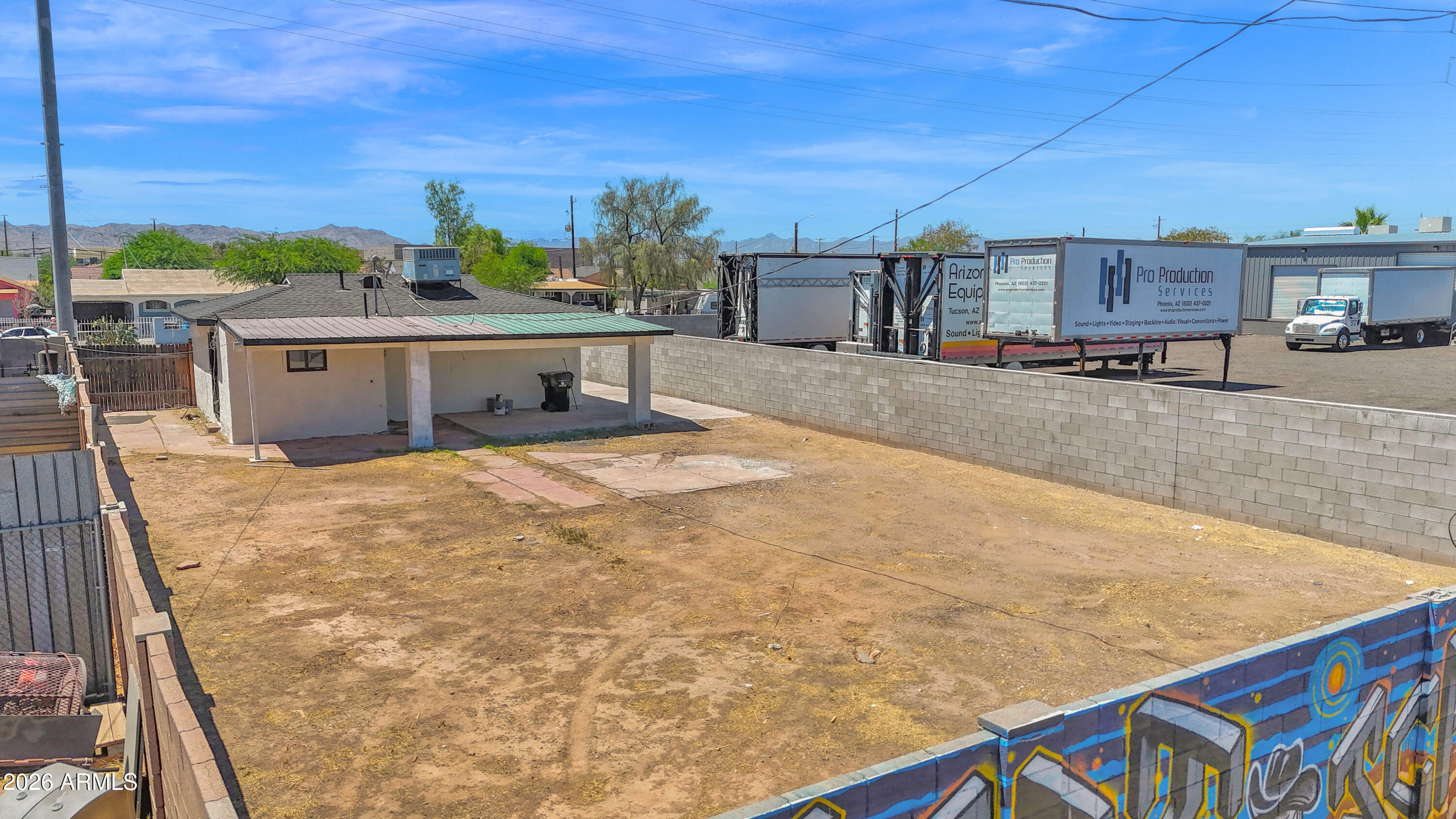 1806 W Sherman Street