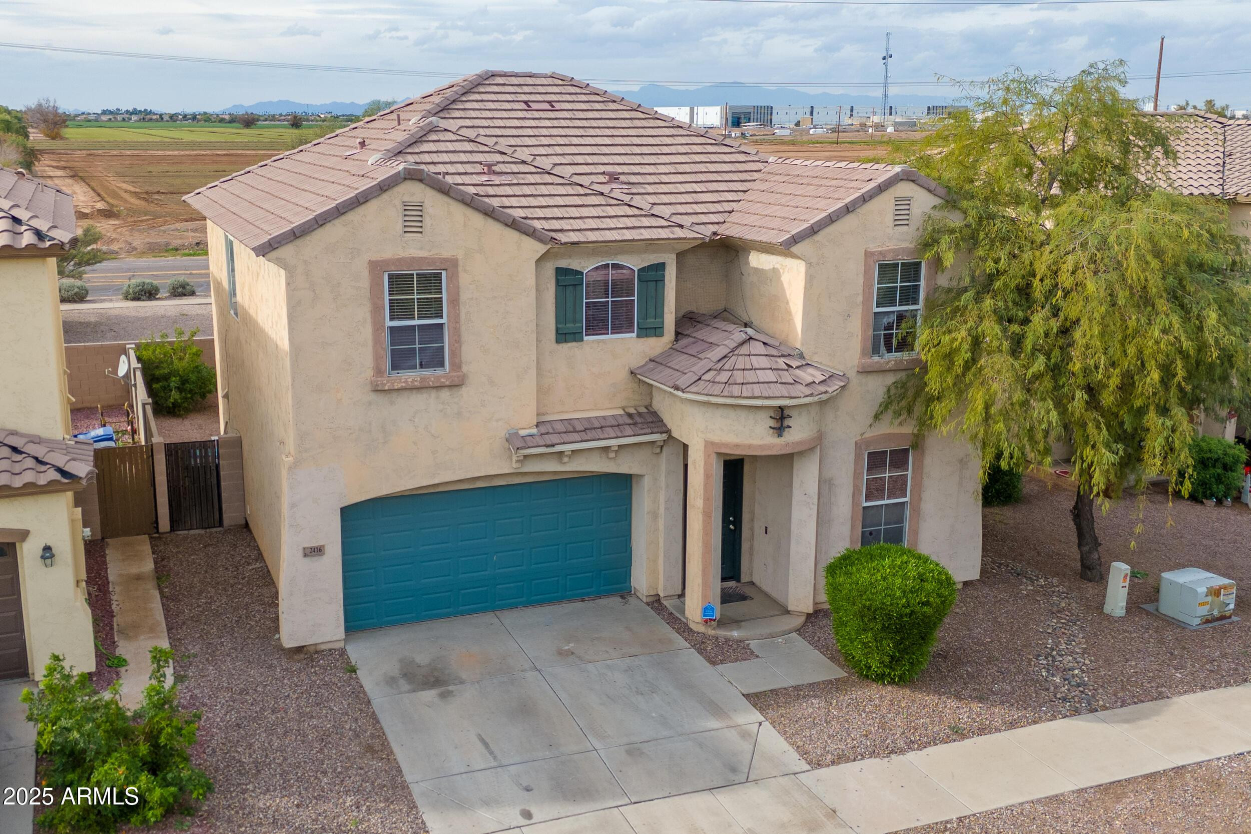 2416 S 90th Glen