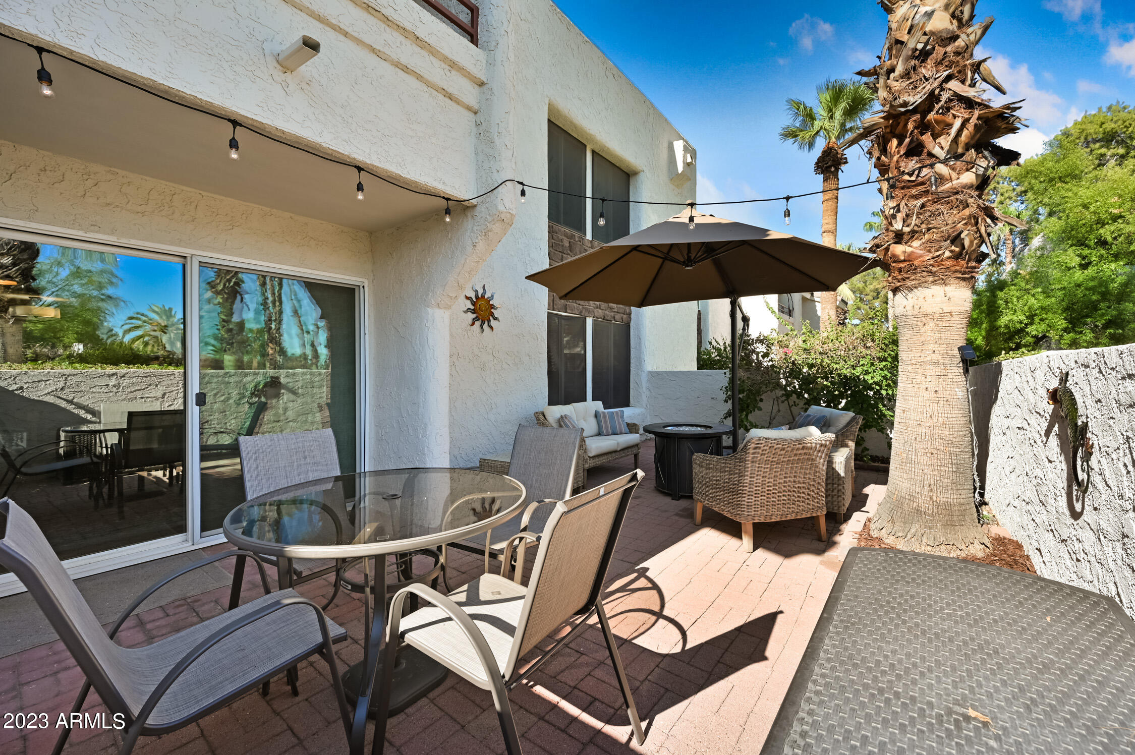 7350 N Via Paseo Del Sur -- M104