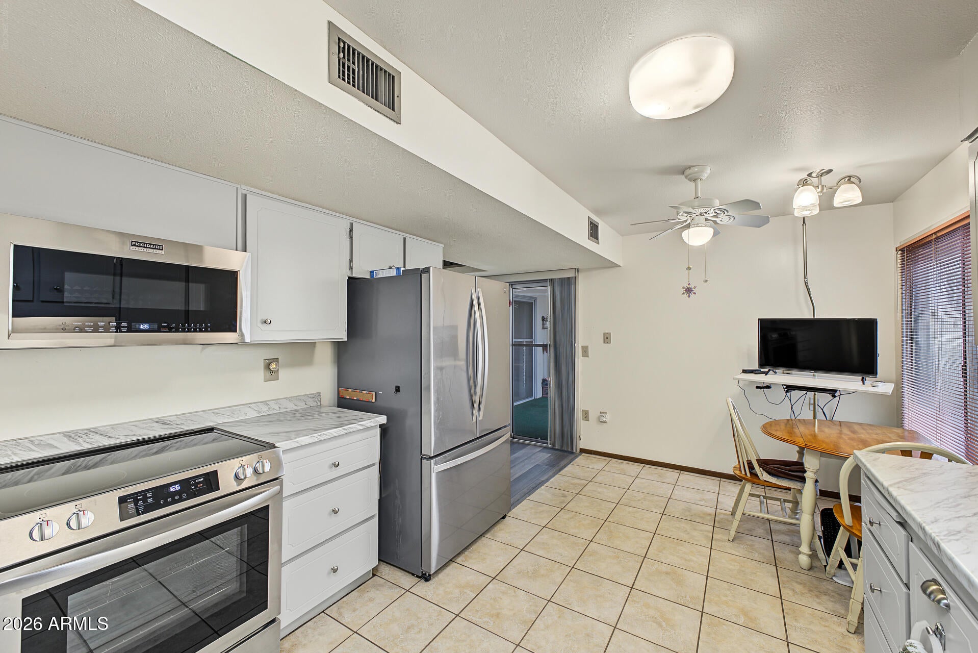 10831 W SANTA FE Drive