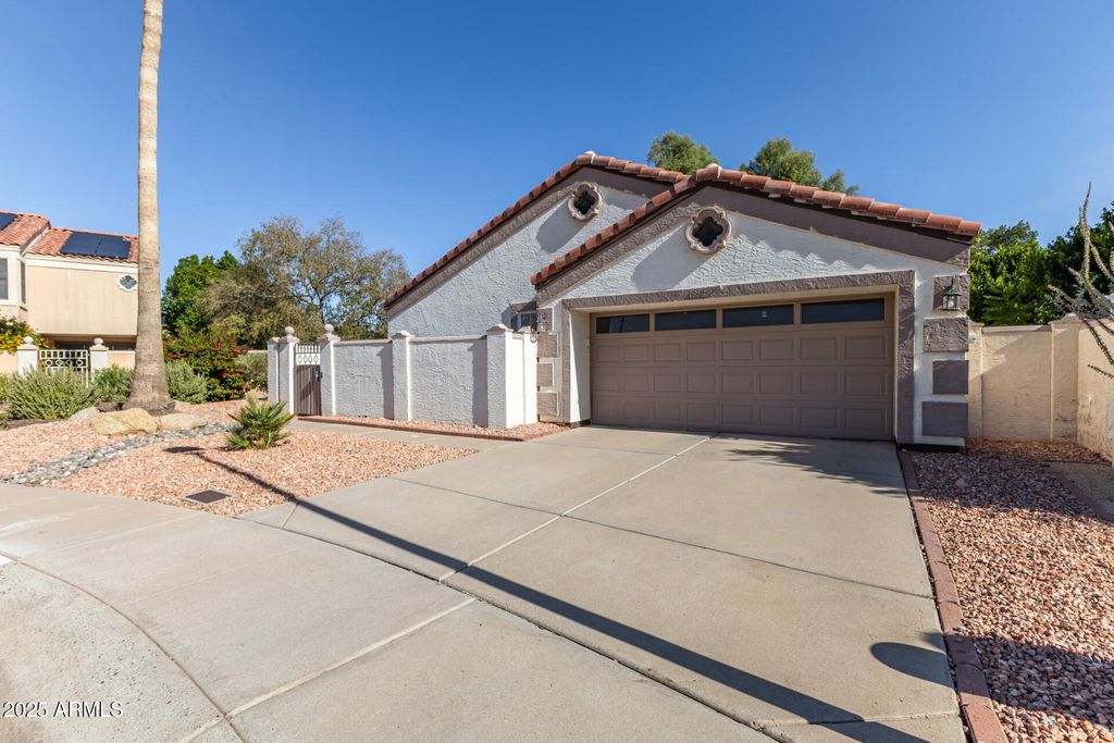 Photo of 18825 N 67th Drive, Glendale, AZ 85308 (MLS # 6954193)