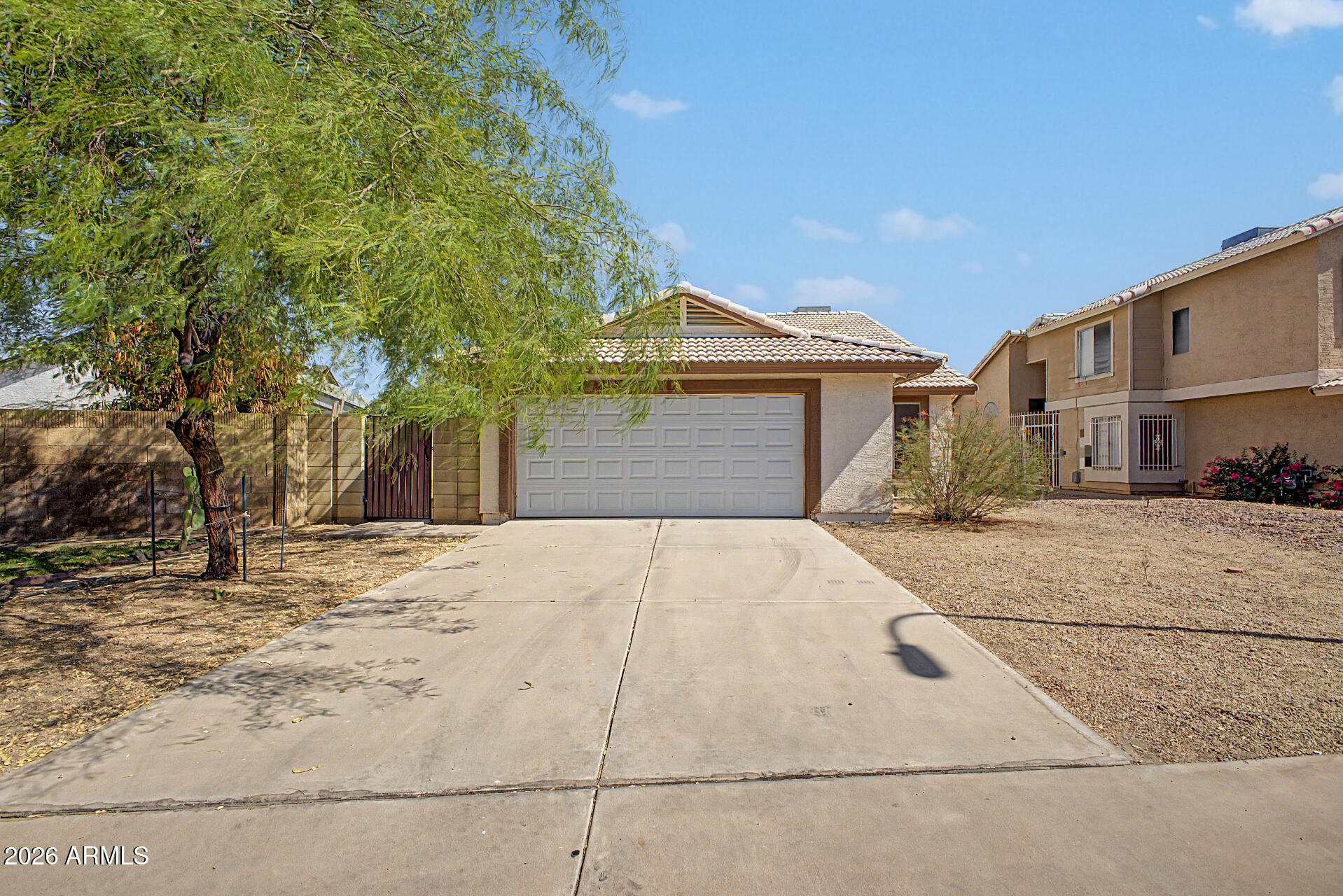 1621 E DARREL Road
