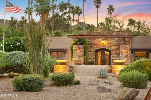 Photo of 4836 E Moonlight Way #4, Paradise Valley, AZ 85253 (MLS # 6871774)