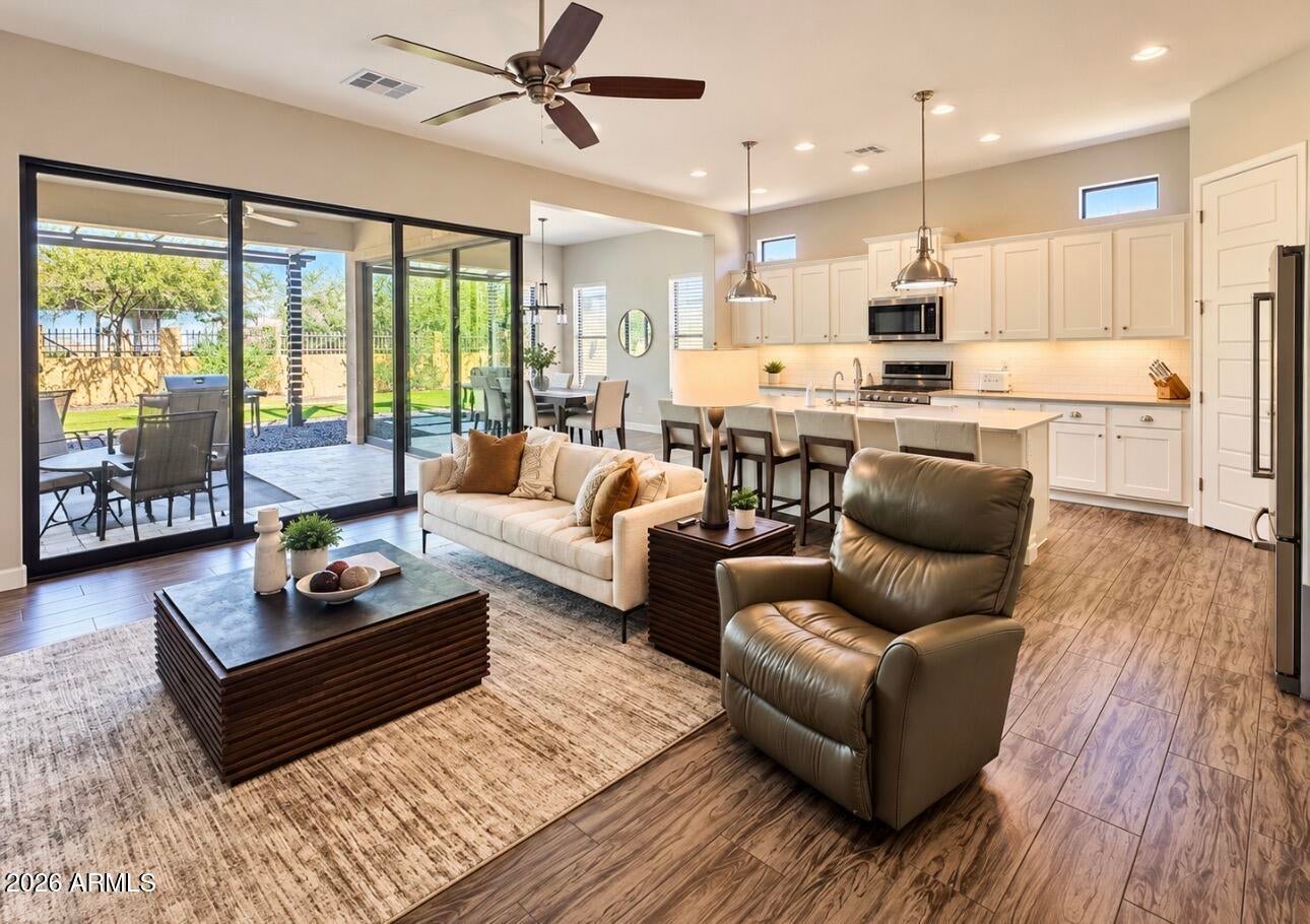 2124 N Dome Rock --