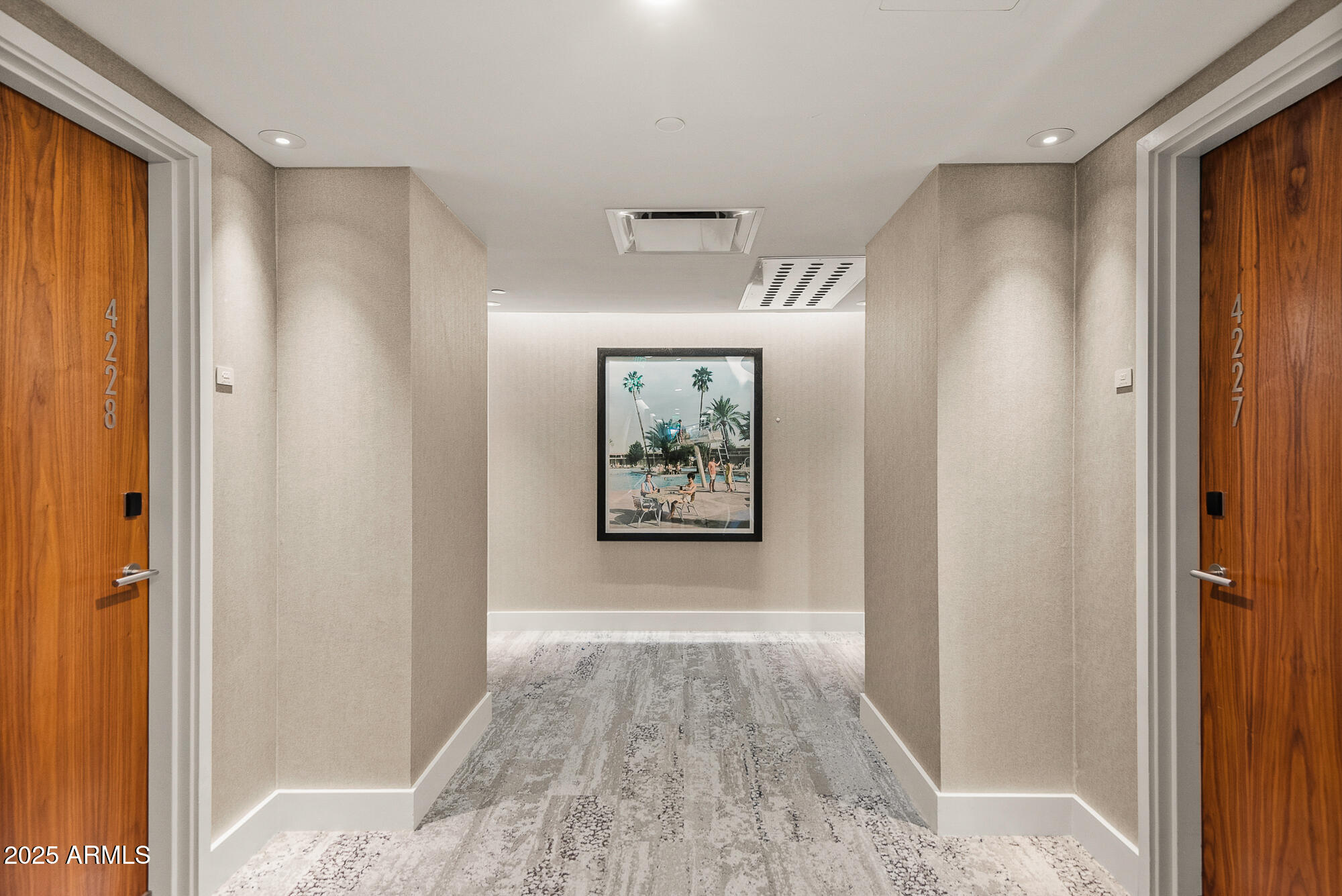 5455 E LINCOLN Drive 2021