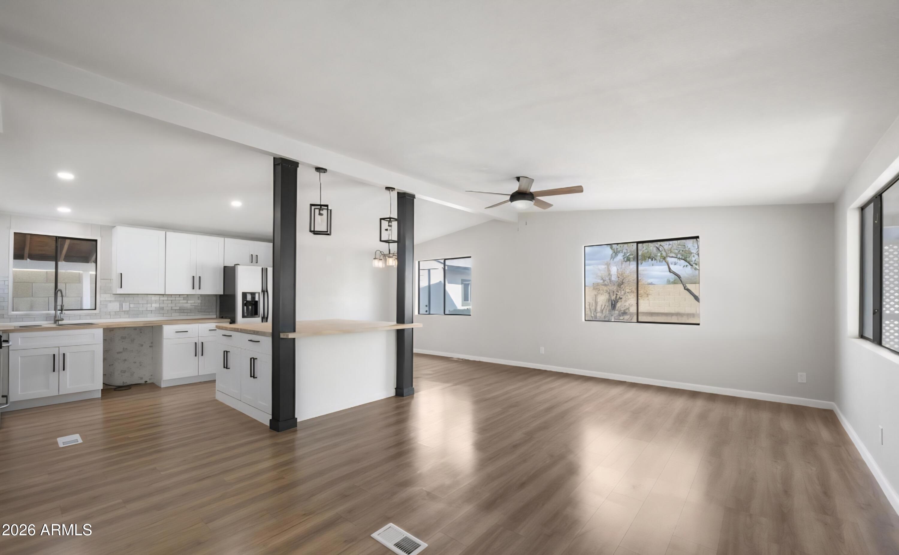 3500 S TOMAHAWK Road 126