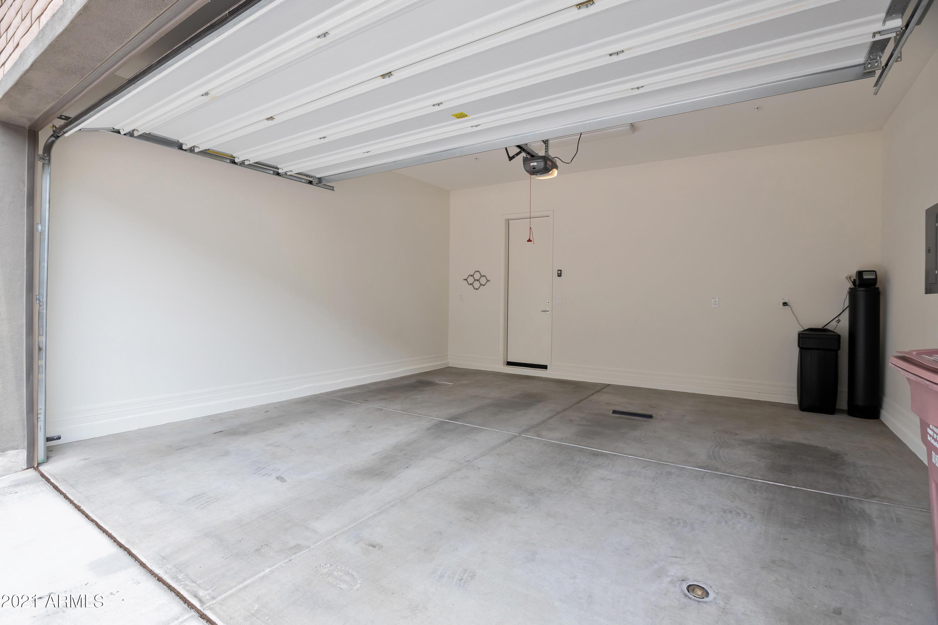 7358 E Casitas Del Rio Drive