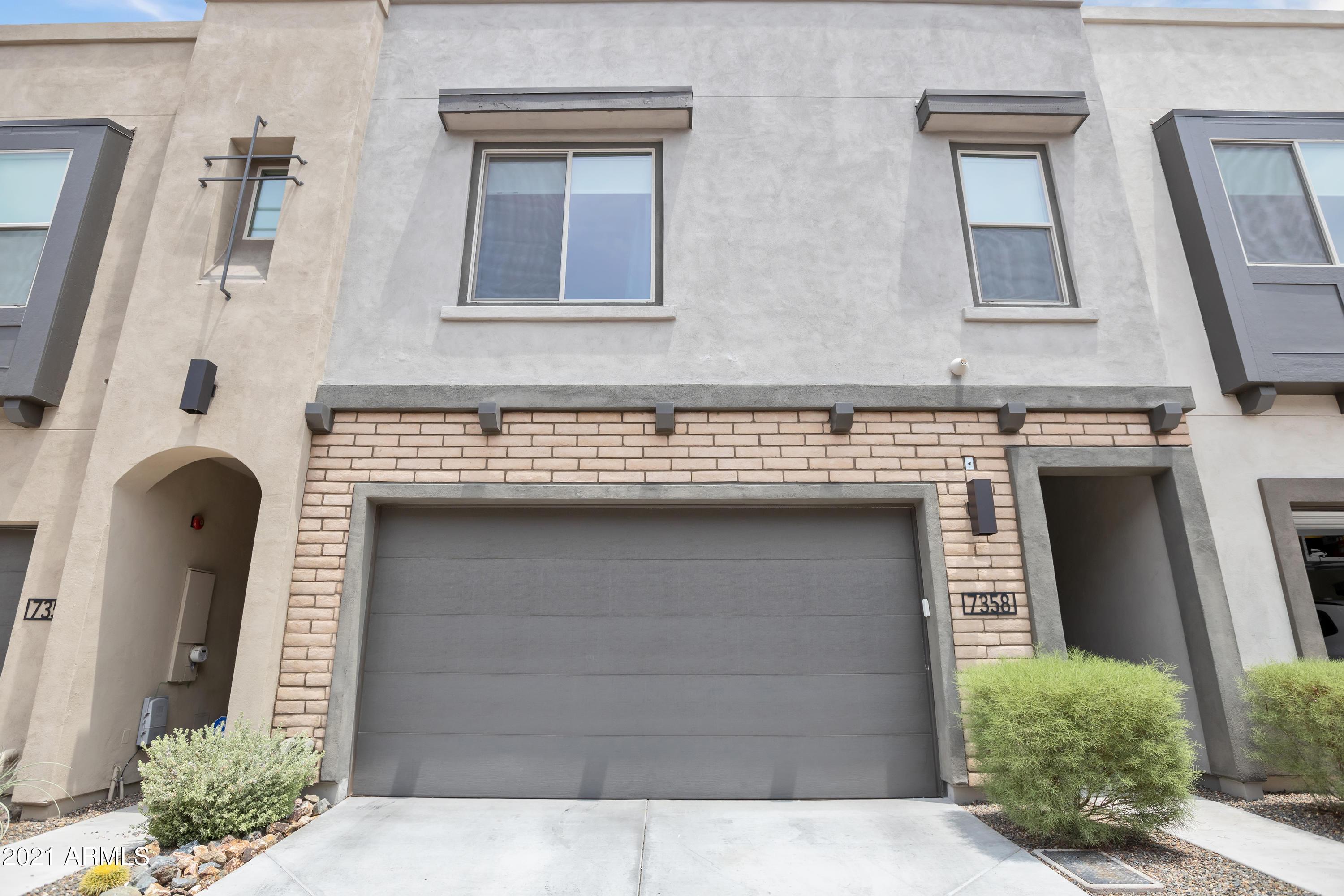 7358 E Casitas Del Rio Drive