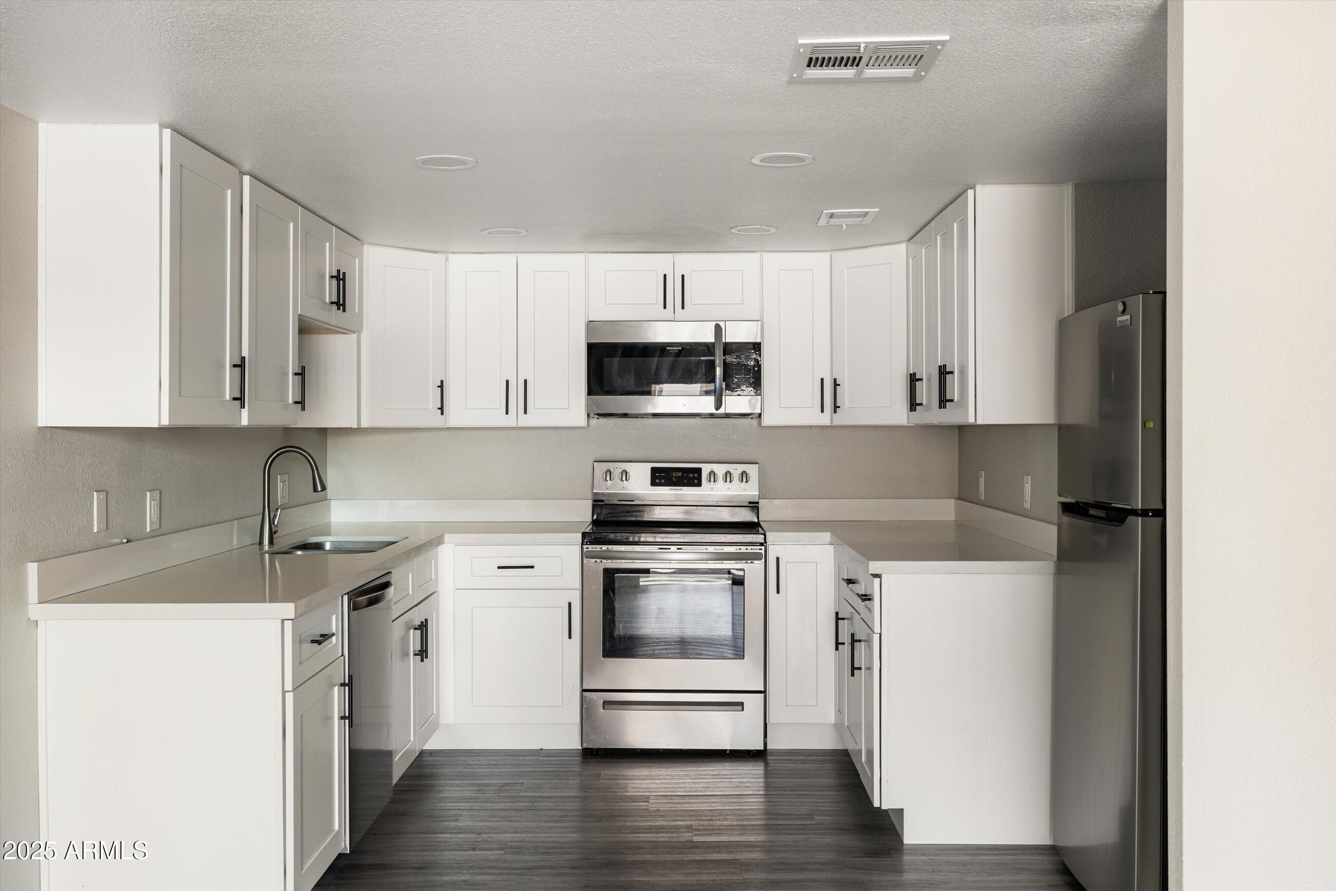 7920 E CAMELBACK Road 110