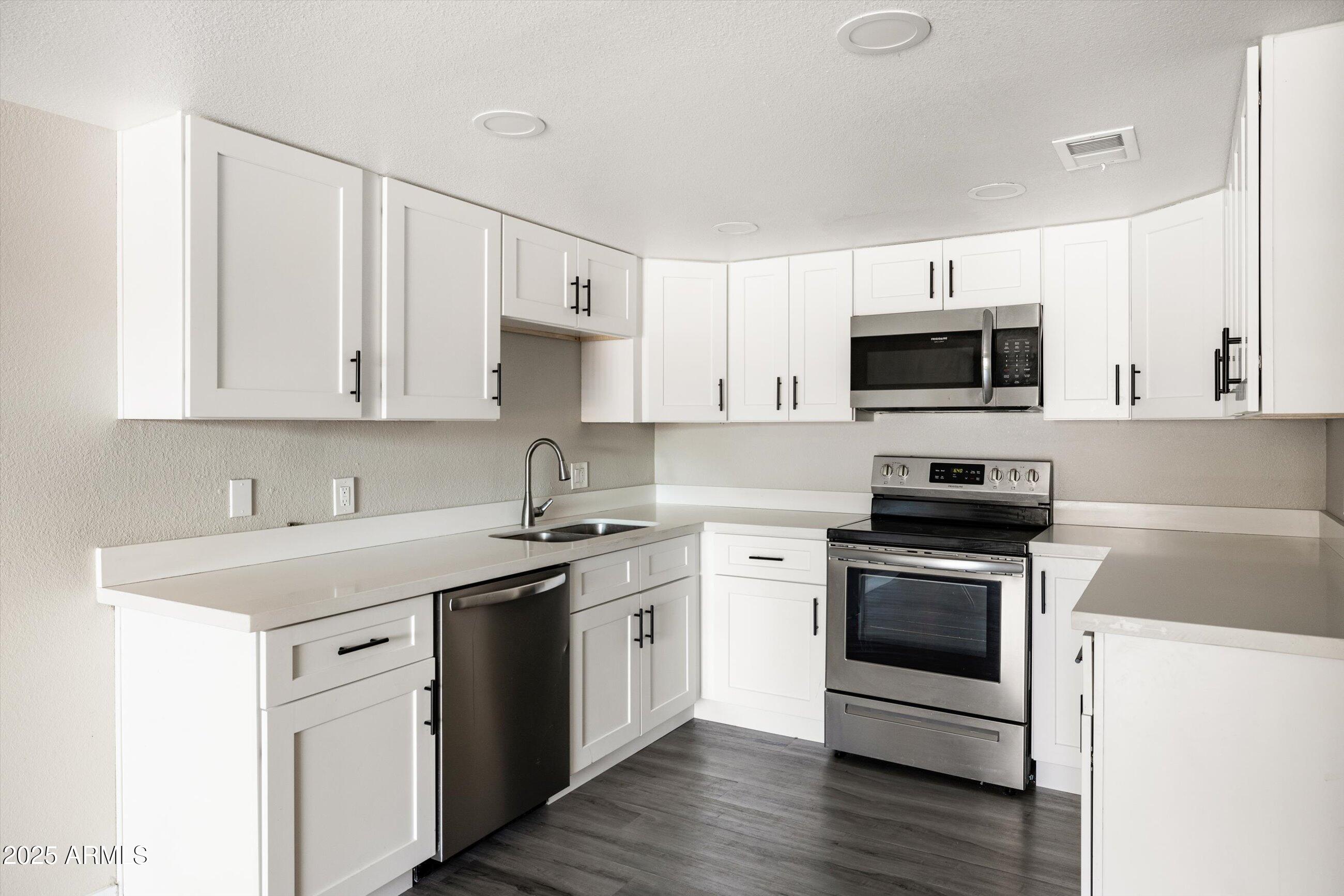 7920 E CAMELBACK Road 110