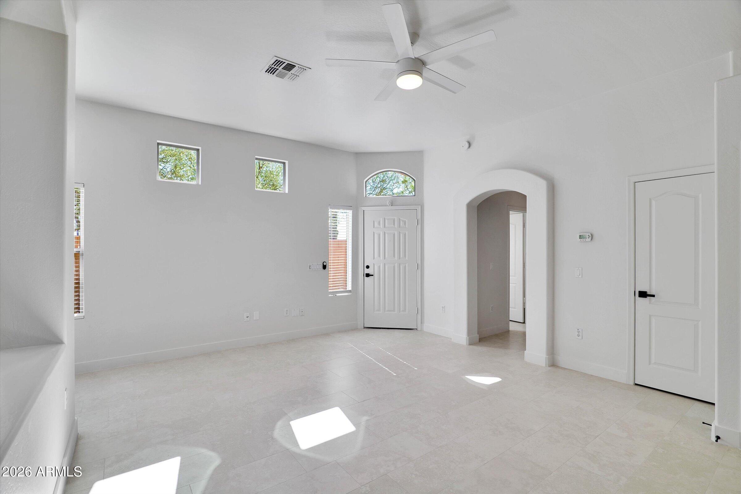 2250 E DEER VALLEY Road 67
