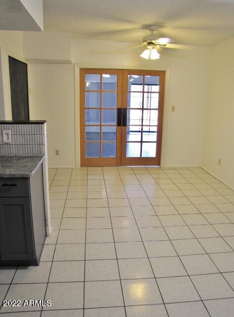 THE MEADOWS - Residential Lease