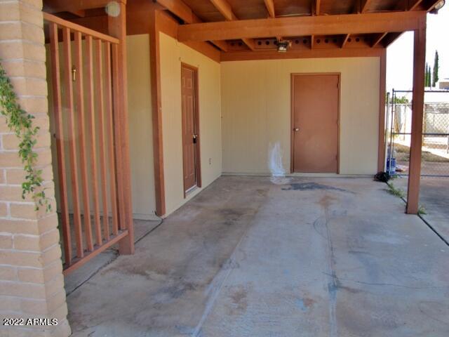 THE MEADOWS - Residential Lease