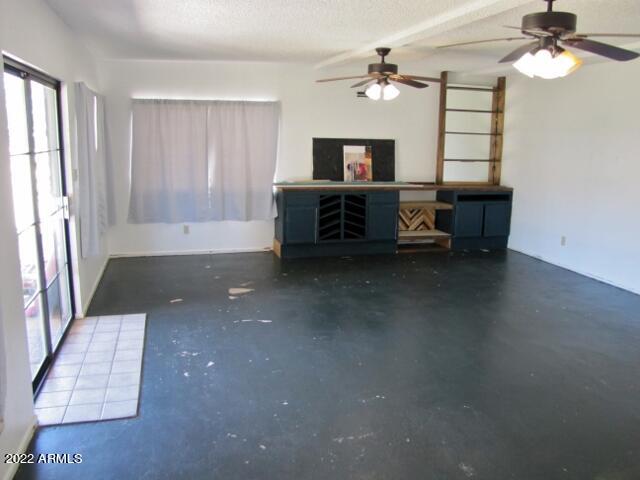 THE MEADOWS - Residential Lease