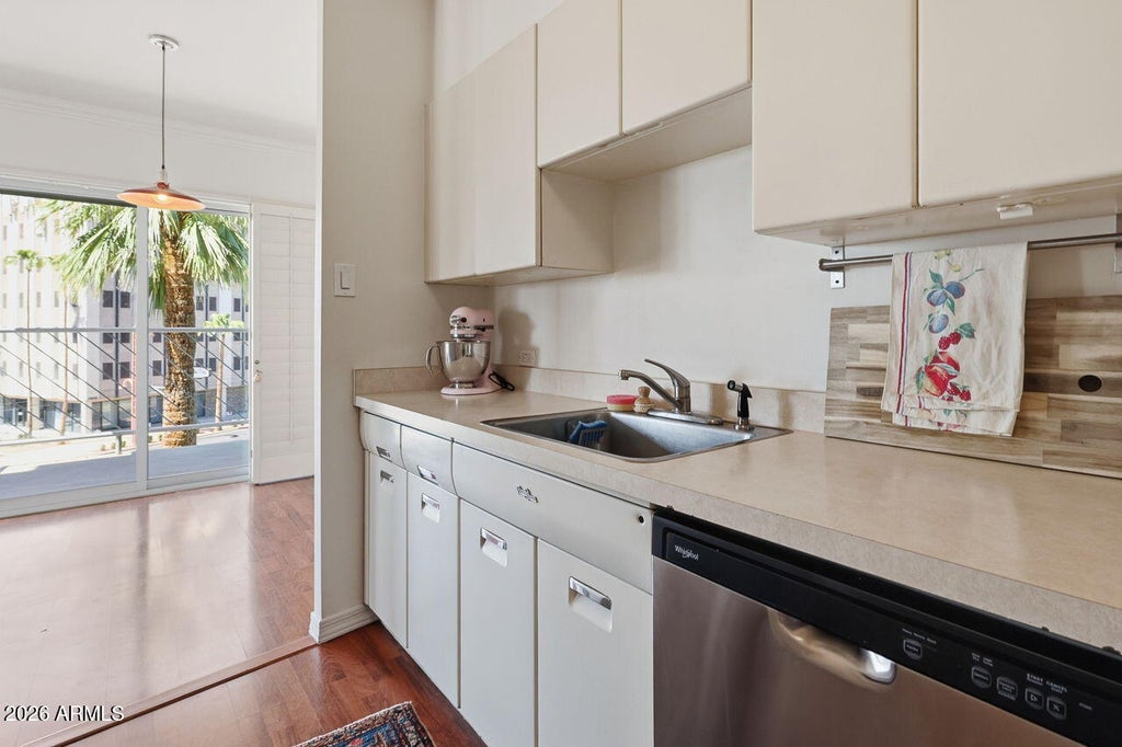 Photo of 2201 N Central Avenue #4C, Phoenix, AZ 85004 (MLS # 7081921)