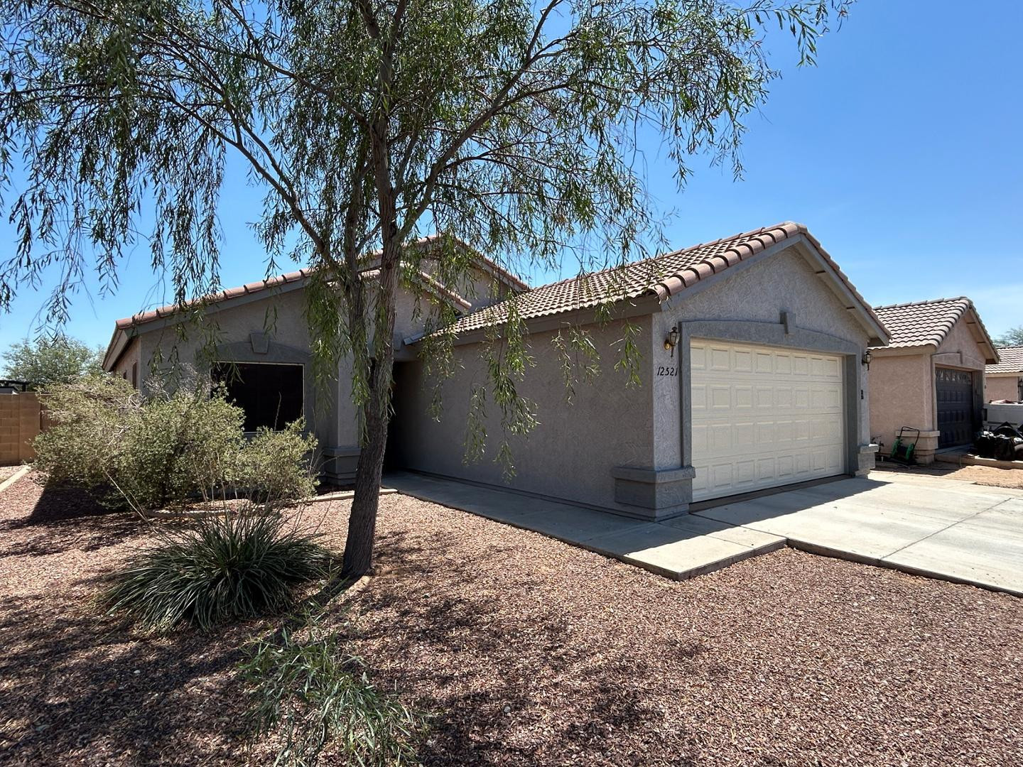 12521 W Myer Lane