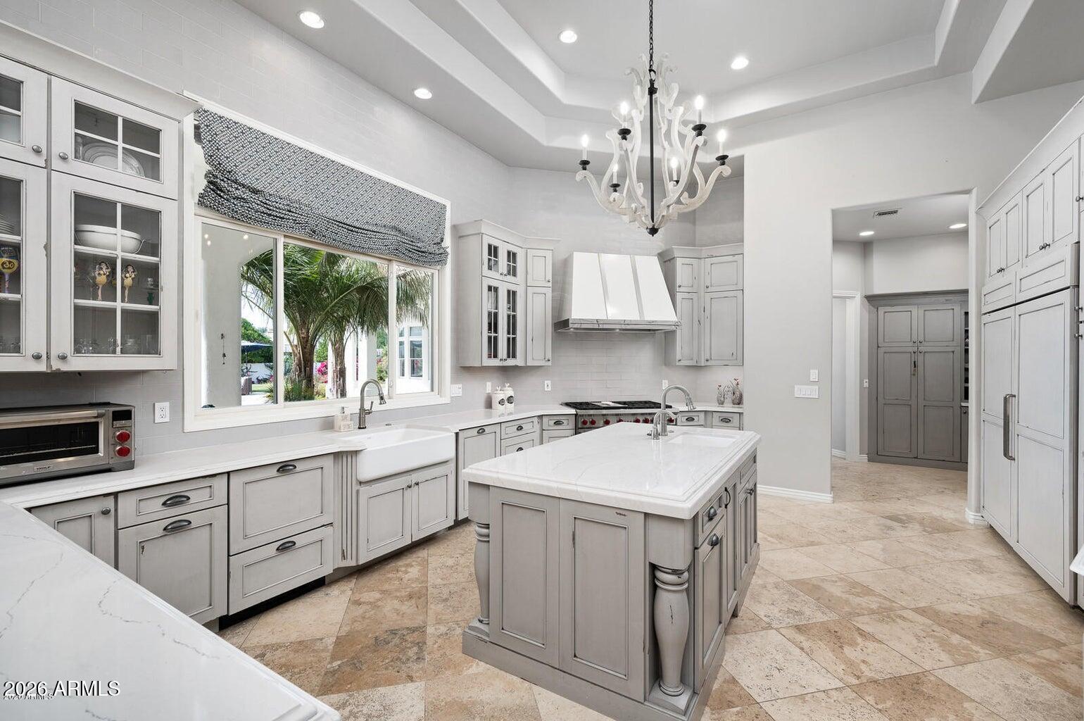 HIDDEN PARADISE - Residential