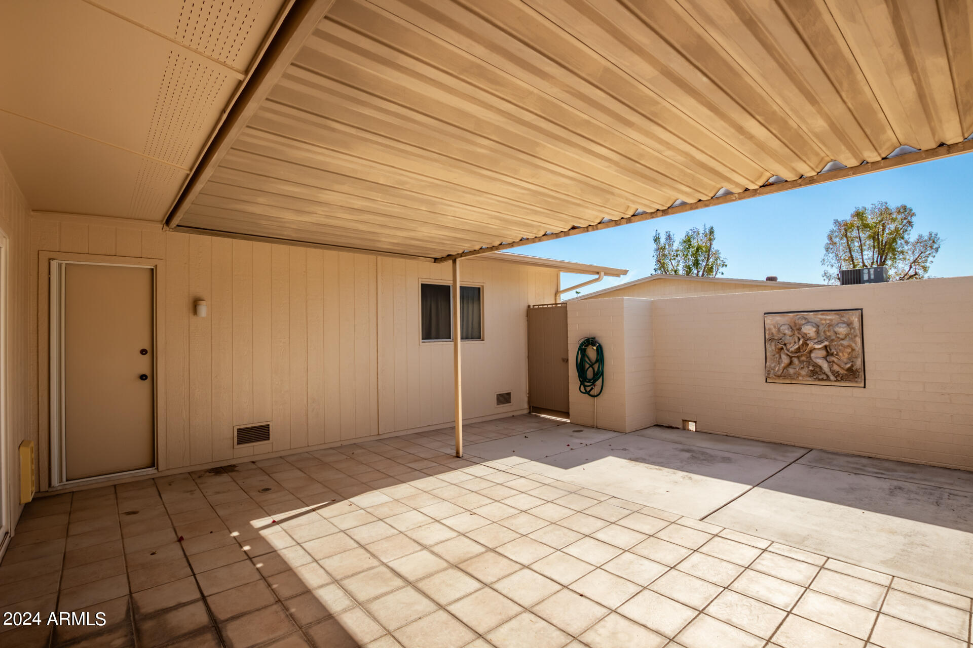 10477 W HIGHWOOD Lane