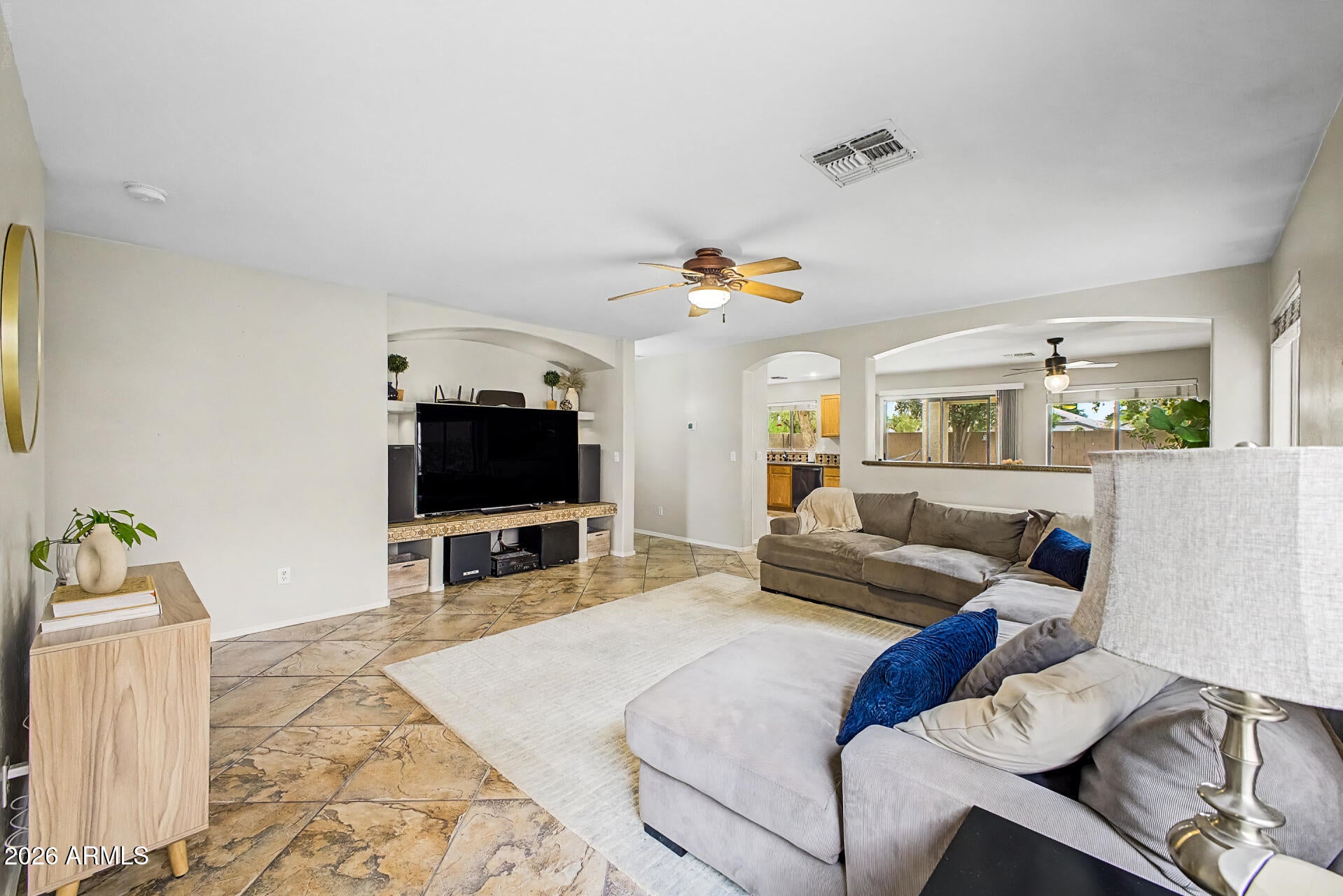 1975 E ALOE Place