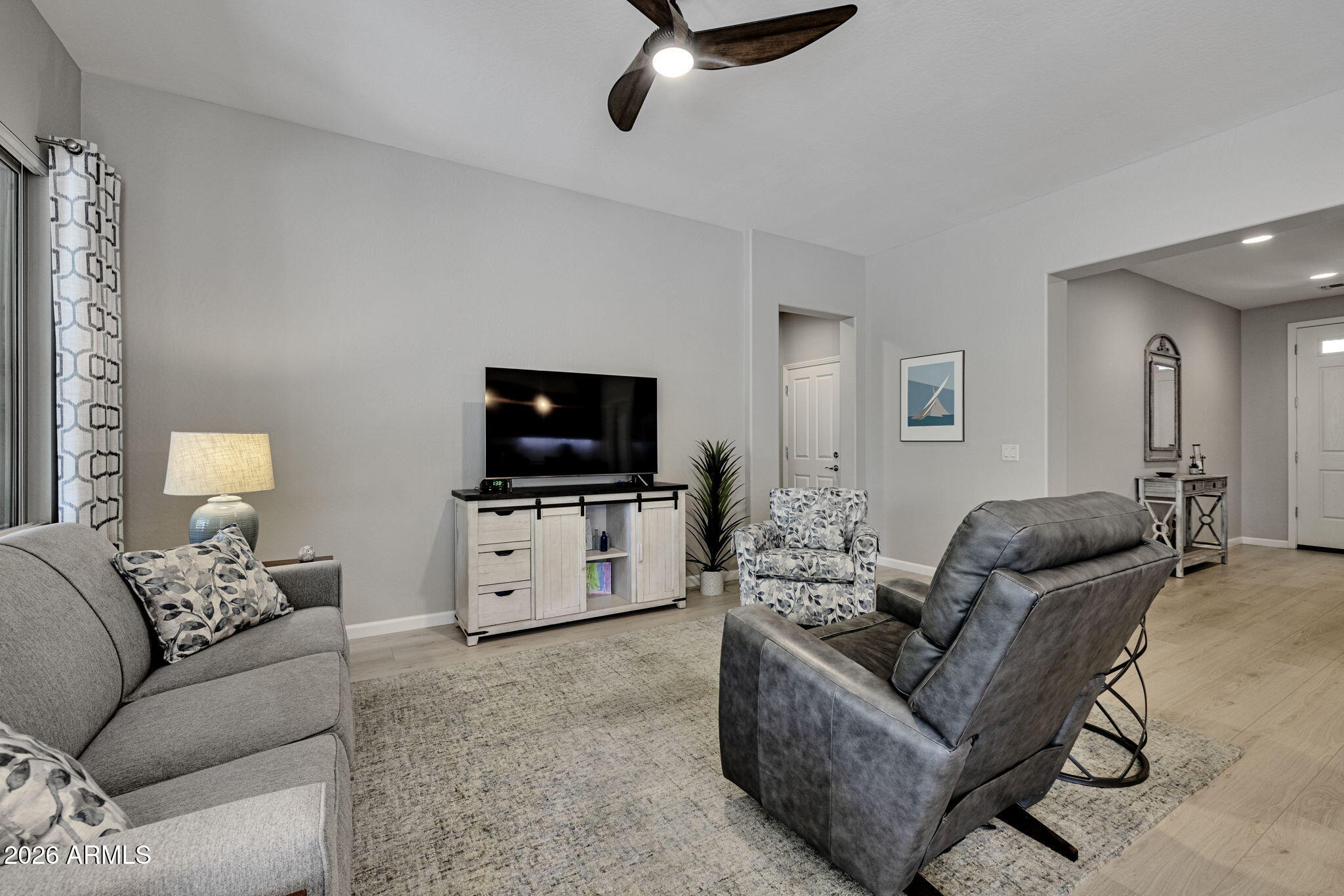 16925 W CYPRESS Street