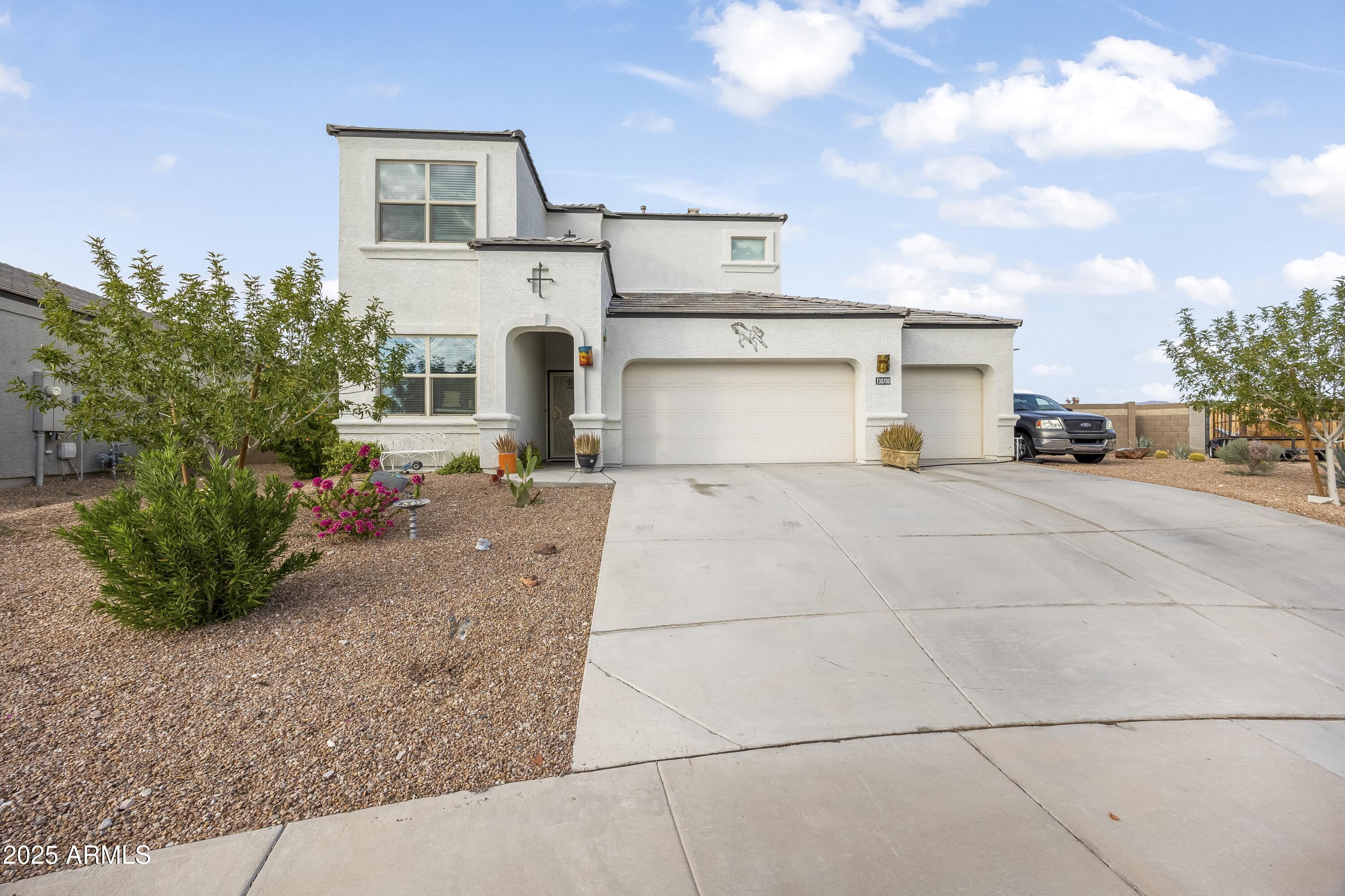 30700 W WELDON Avenue