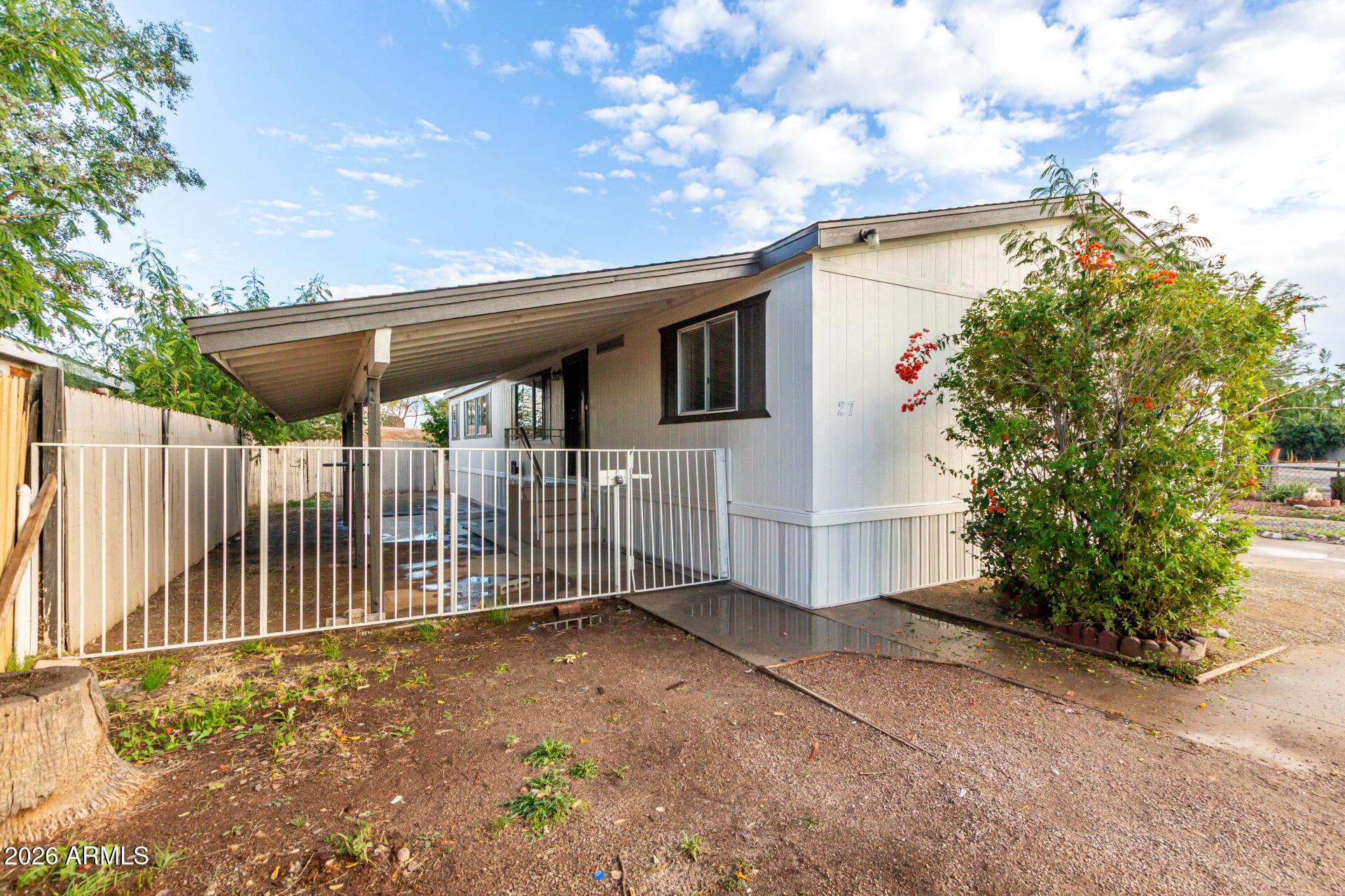 7660 E MCKELLIPS Road 27