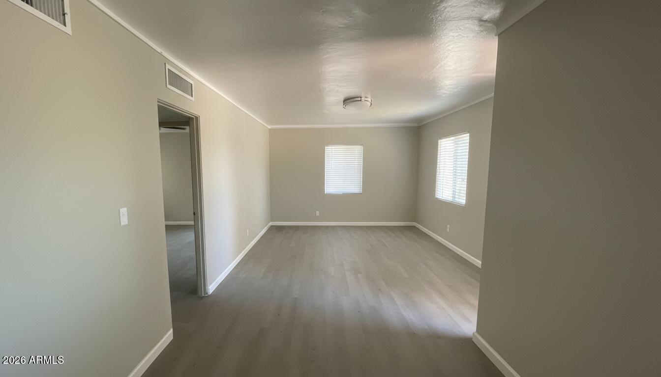 1729 E Moreland Street