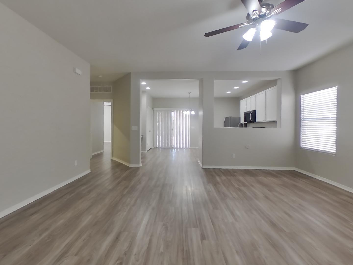 15441 W Cameron Drive
