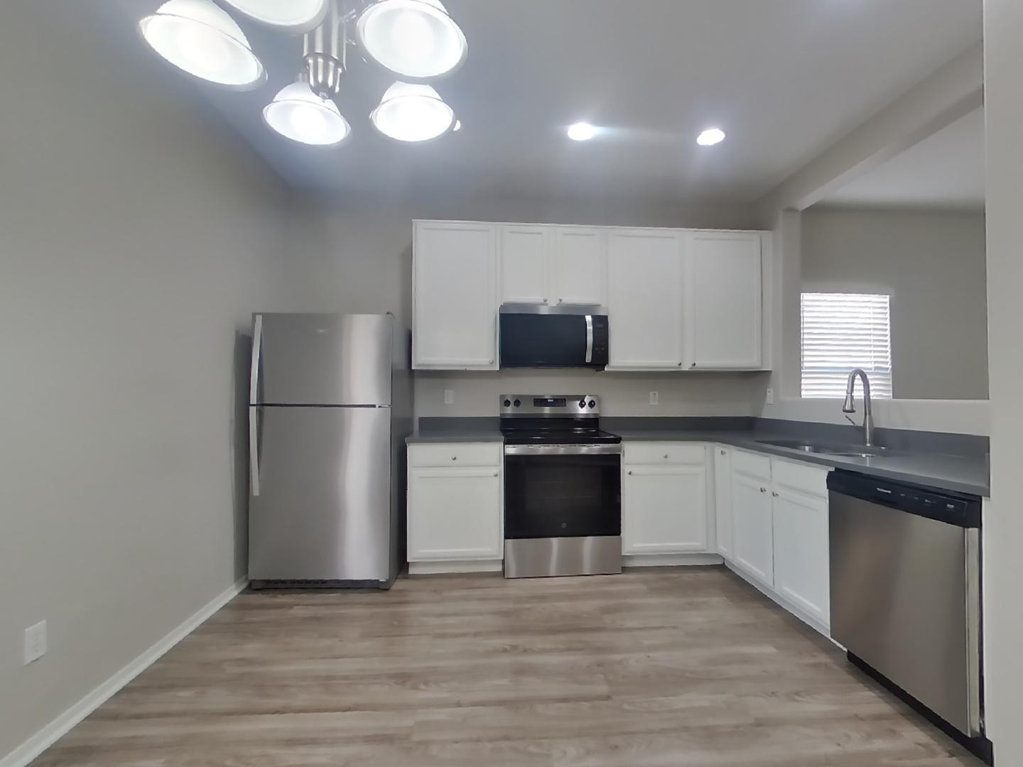 15441 W Cameron Drive