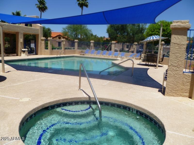 Scottsdale, Arizona 85258, United States, 3 Bedrooms Bedrooms, ,2 BathroomsBathrooms,Residential,Pending,174858