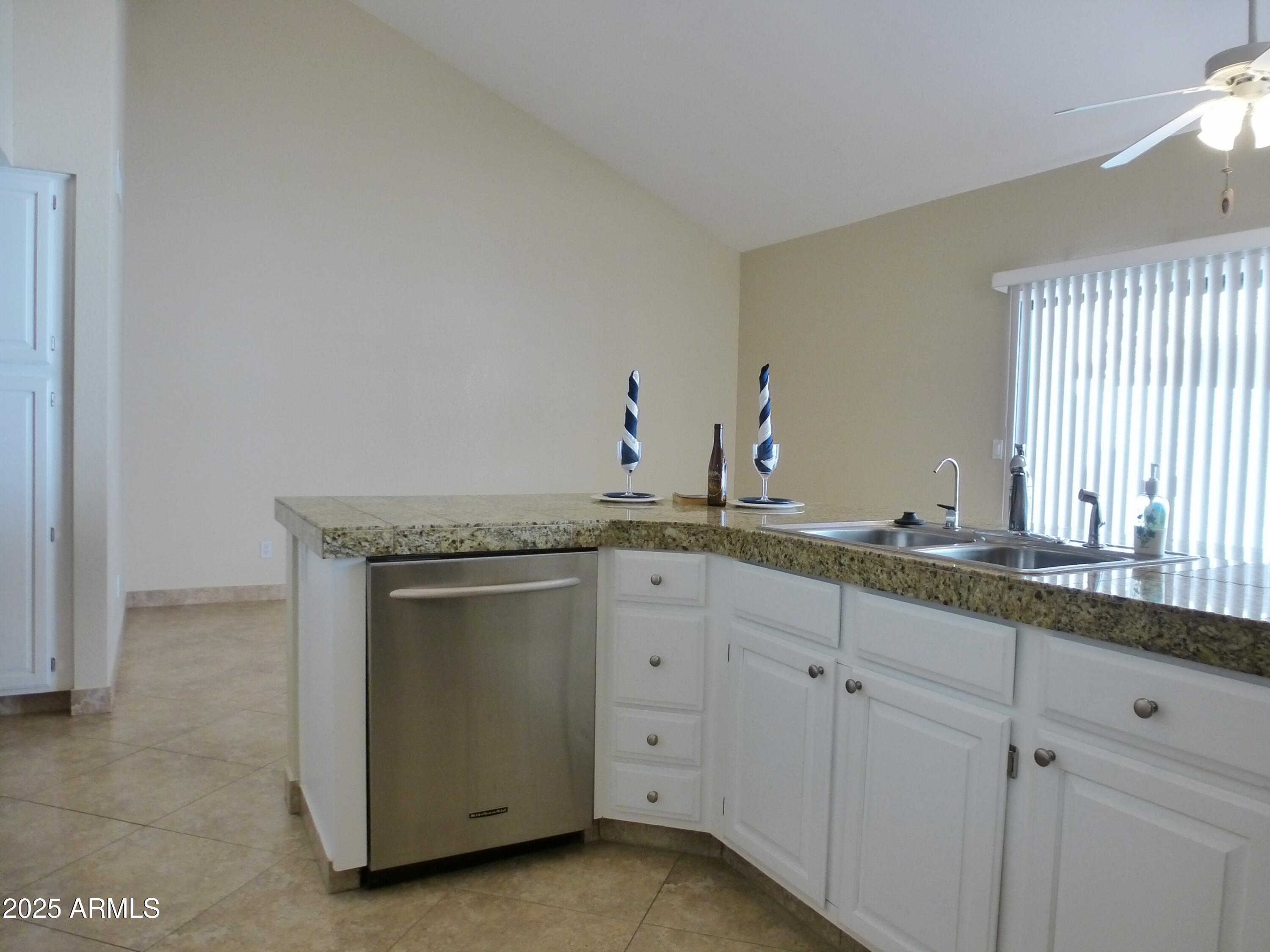 Scottsdale, Arizona 85258, United States, 3 Bedrooms Bedrooms, ,2 BathroomsBathrooms,Residential,Pending,174858