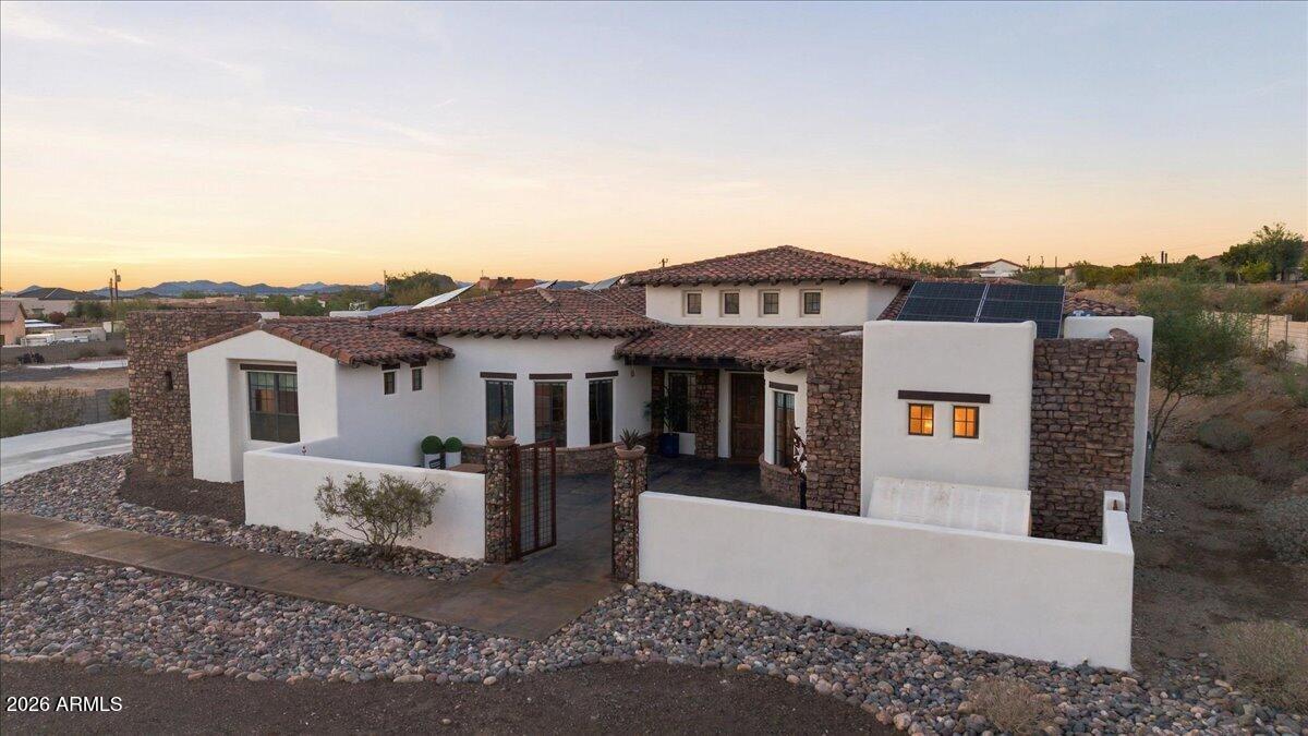 9134 W HAPPY VALLEY Road
