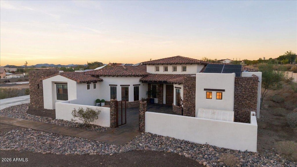 Photo of 9134 W Happy Valley Road, Peoria, AZ 85383 (MLS # 7087604)