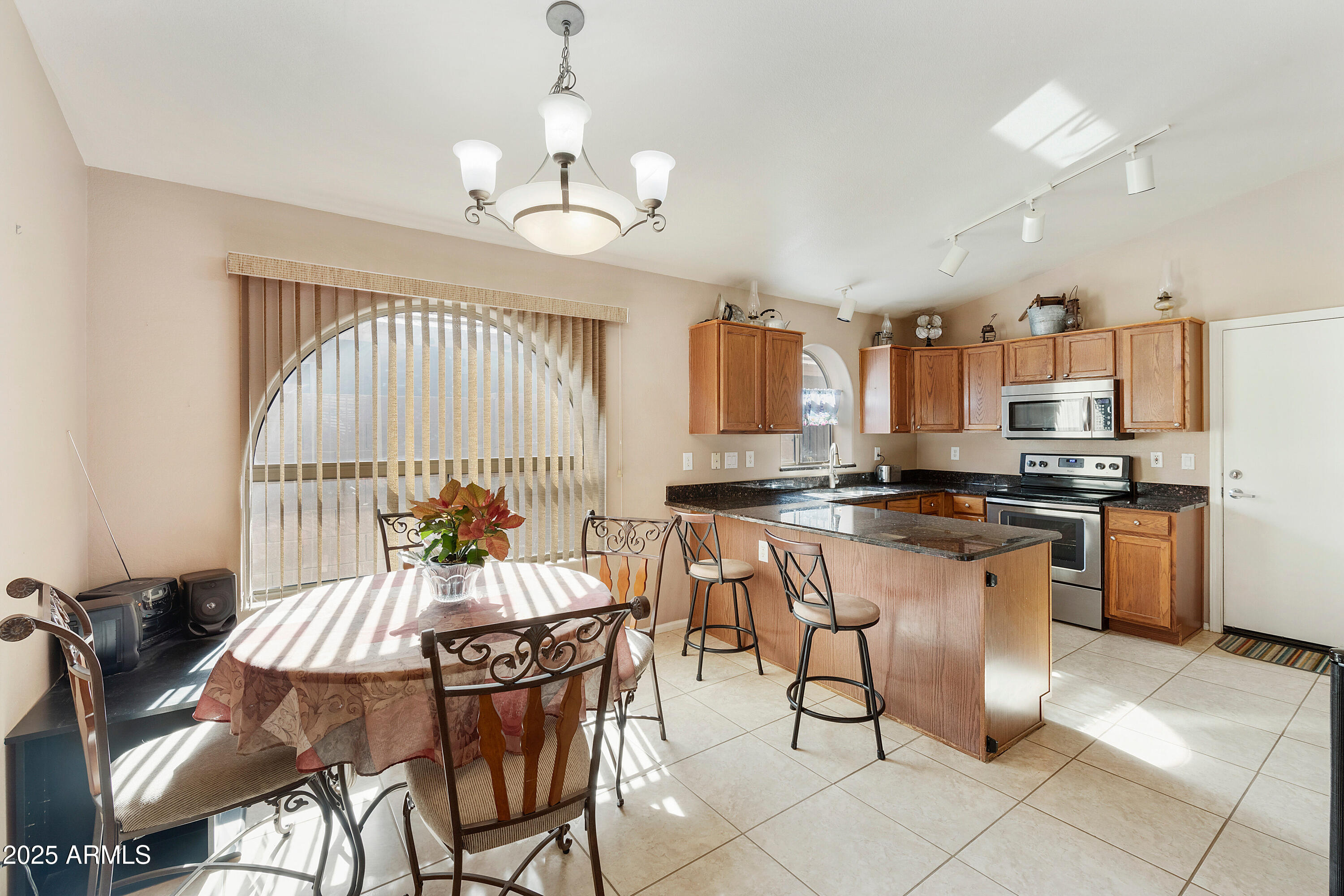 Maricopa, Arizona 85138, United States, 3 Bedrooms Bedrooms, ,2 BathroomsBathrooms,Residential,Active,90894