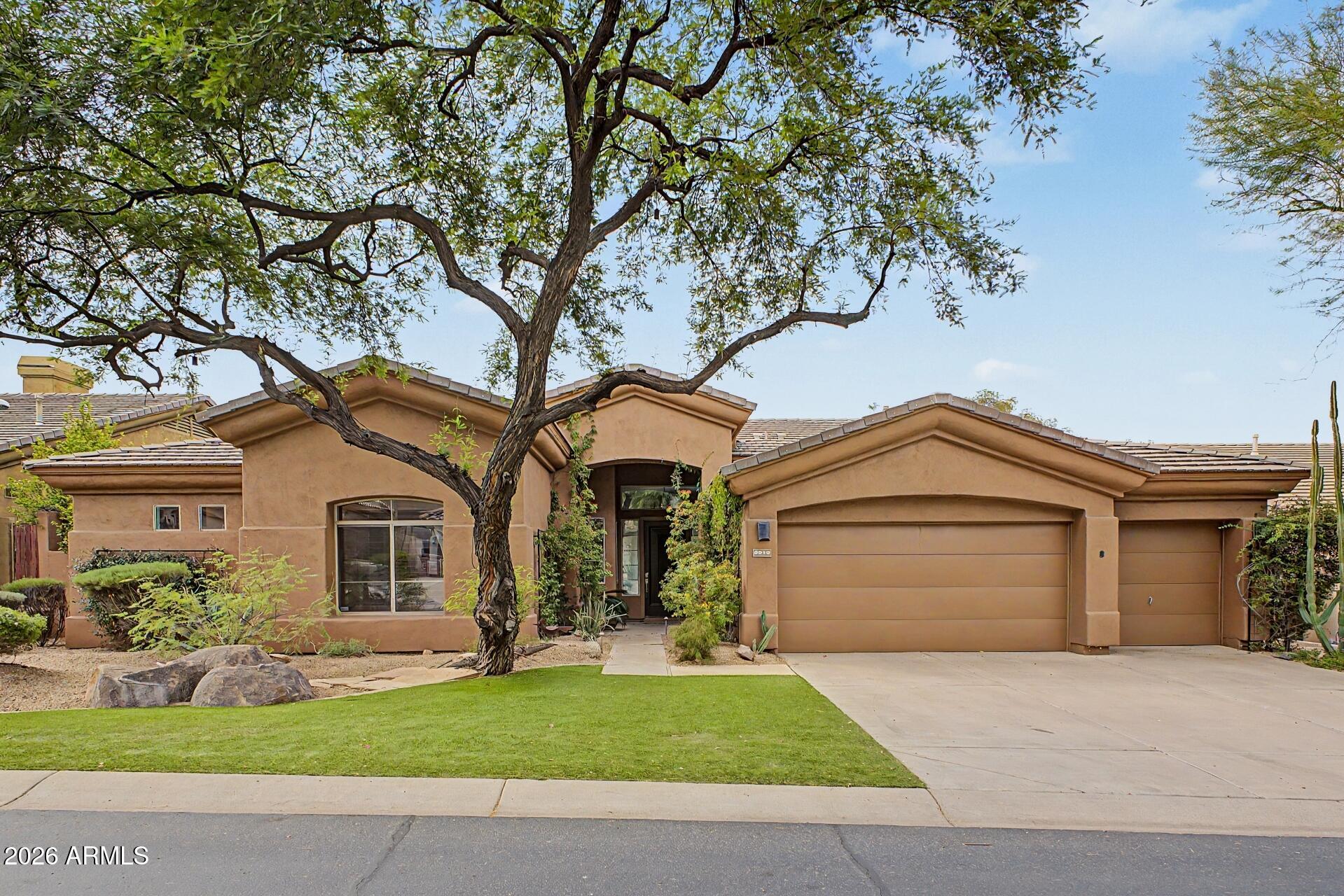 8919 E CALLE DEL PALO VERDE --