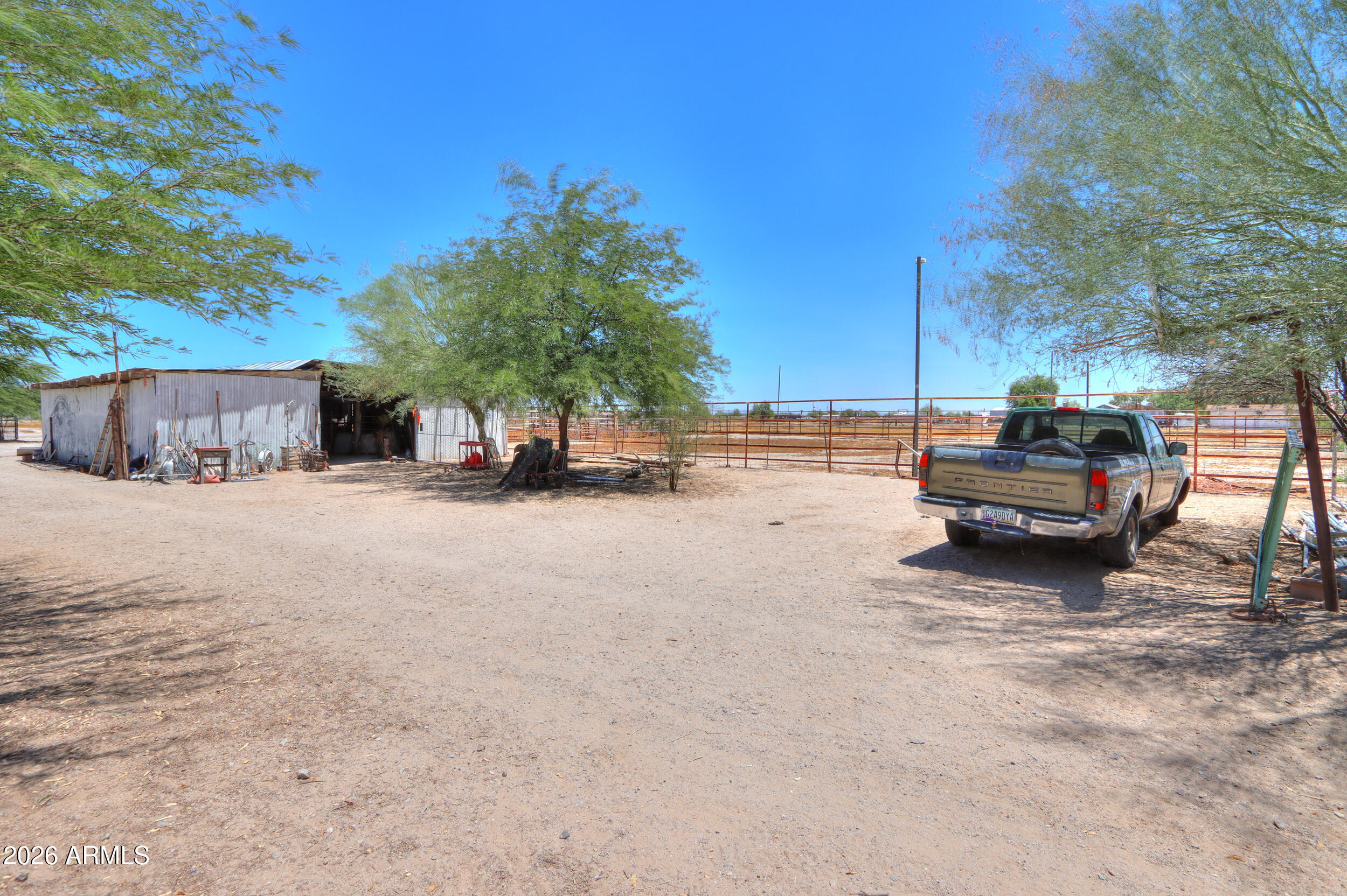50740 W JULIE Lane