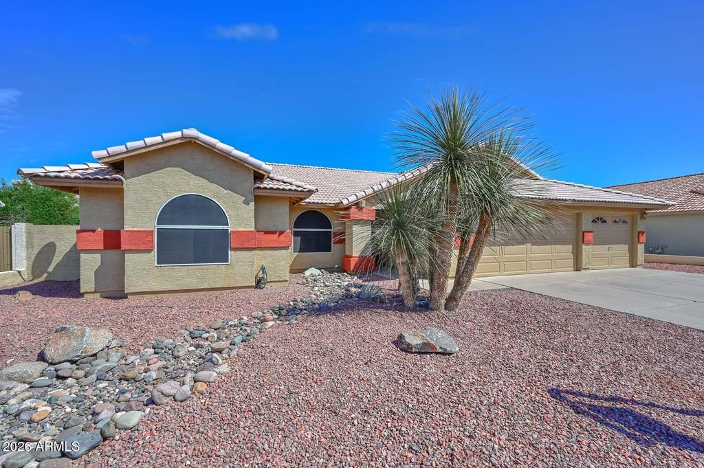 Photo of 8758 W Bloomfield Road, Peoria, AZ 85381 (MLS # 7026808)