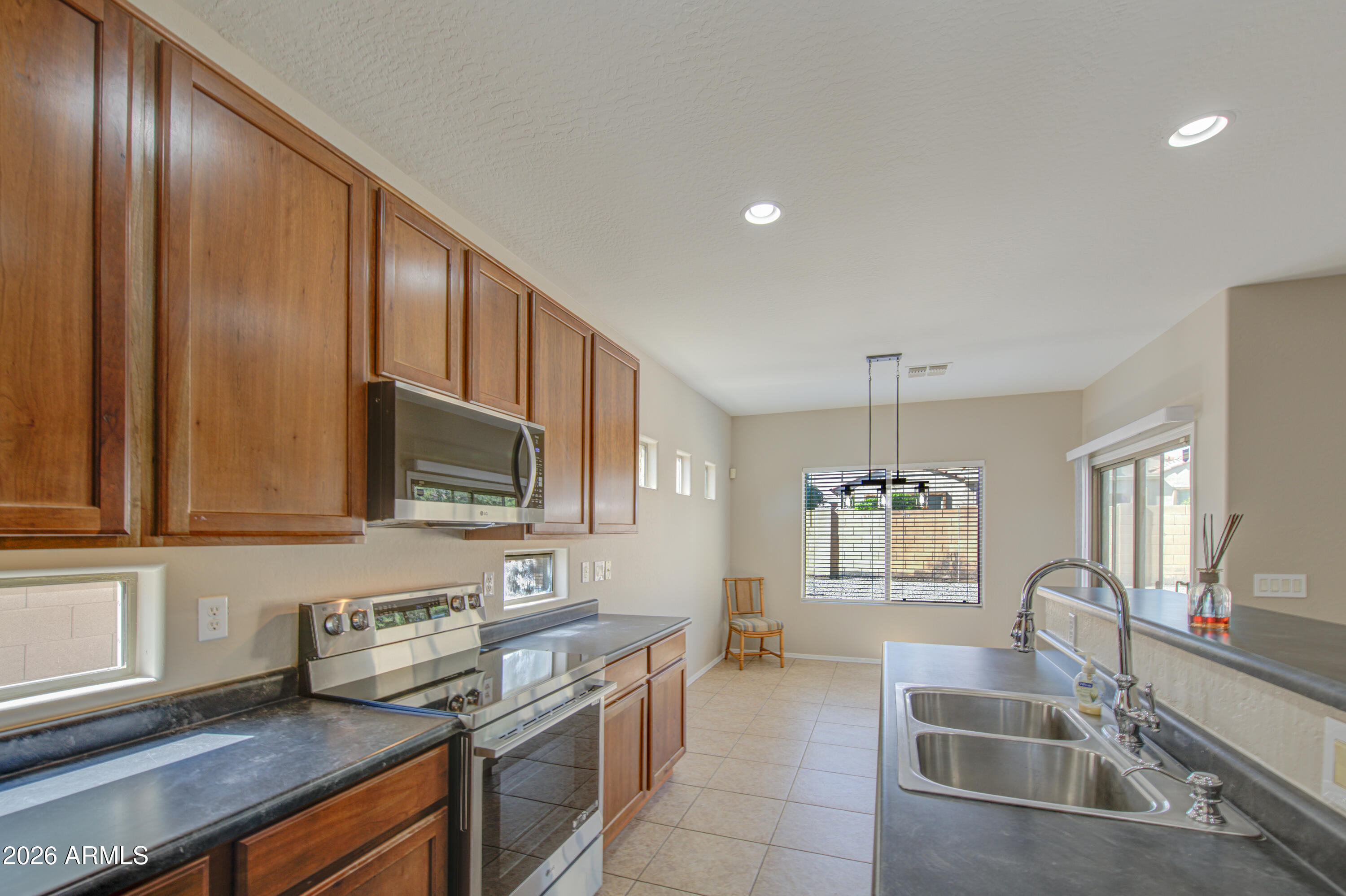 PALM VALLEY PHASE 5 PARCELS 15 16 - Residential