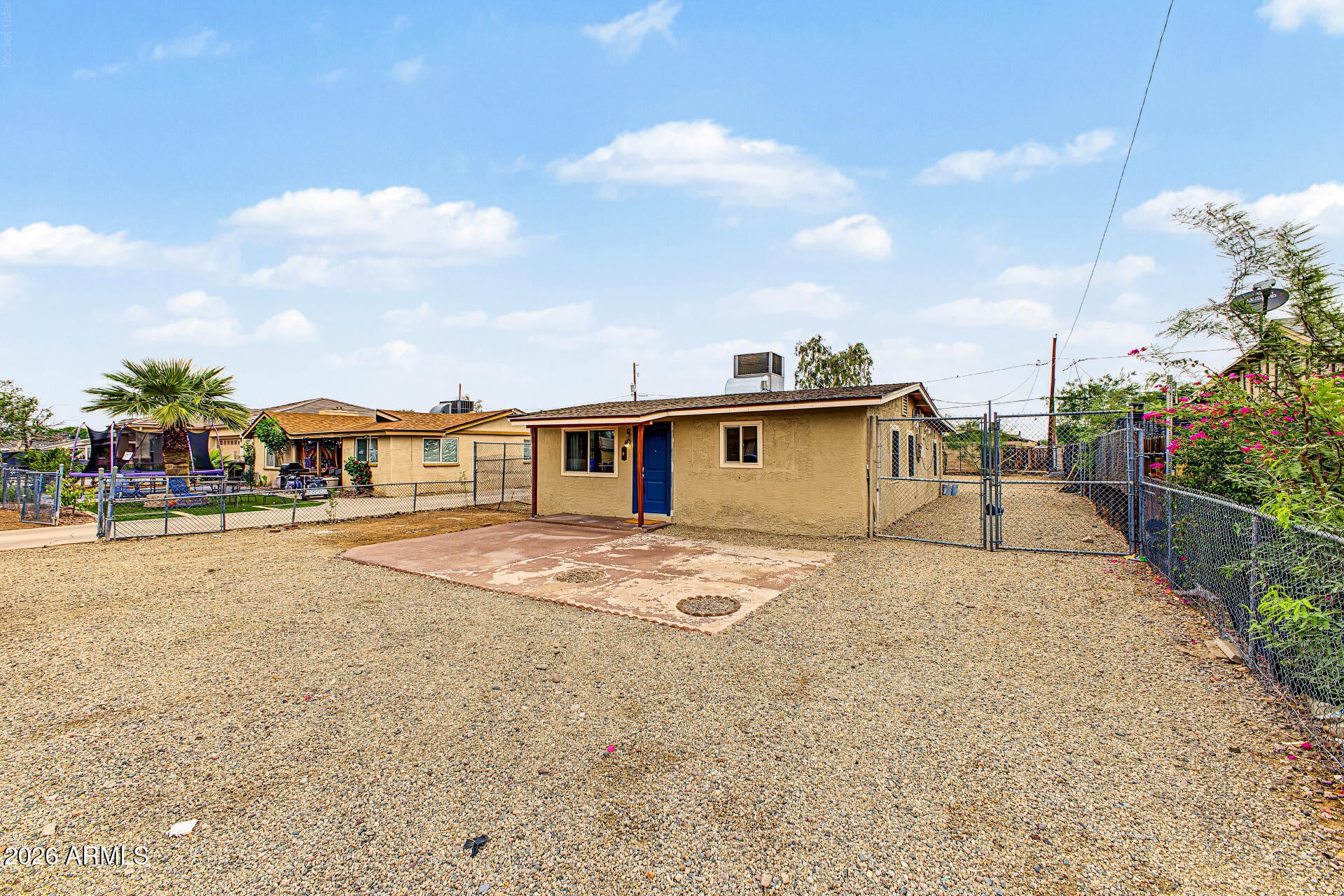 2418 E MOBILE Lane