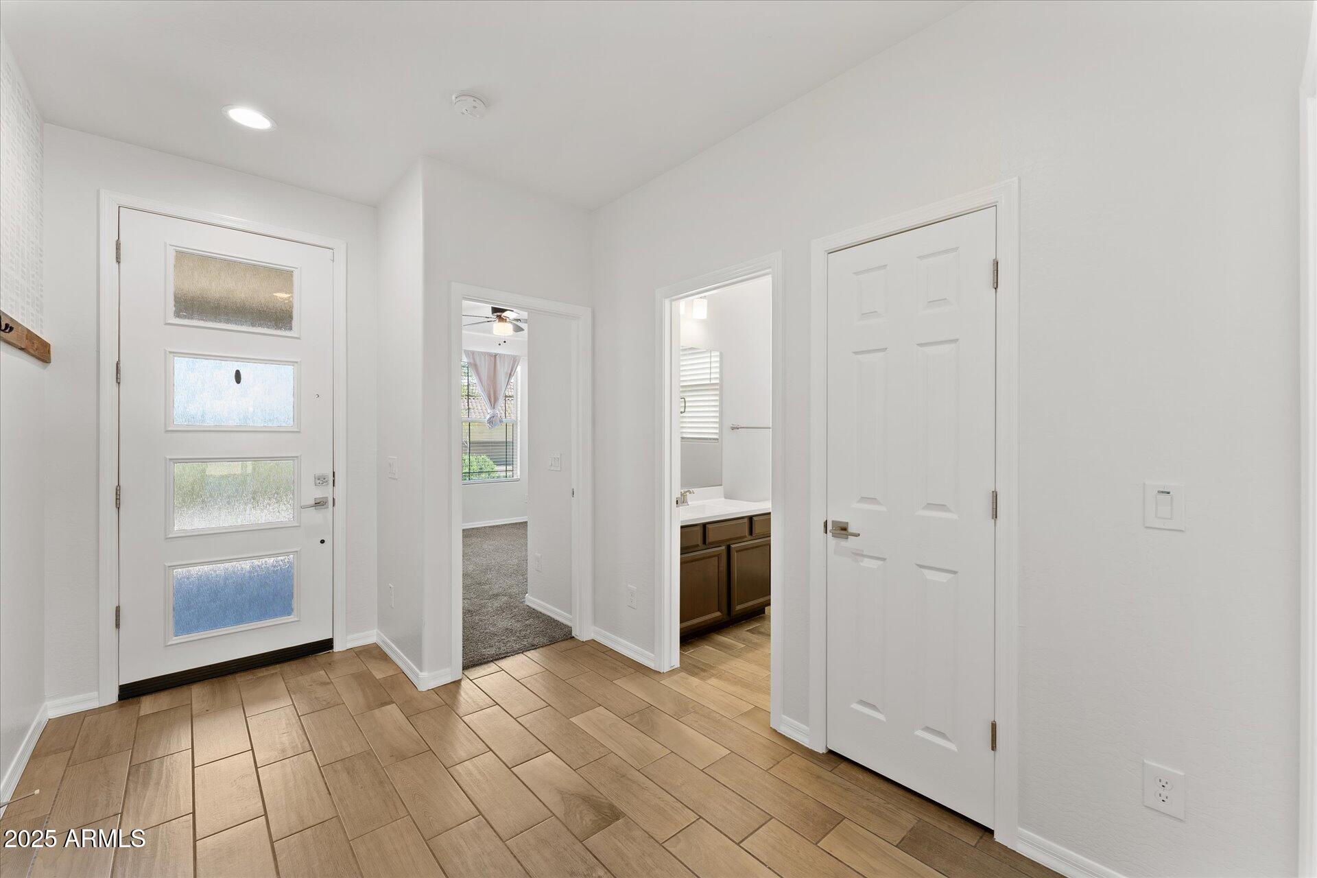 17312 W SUPERIOR Avenue