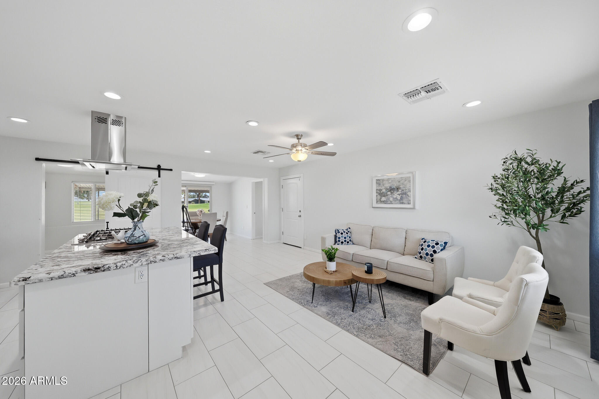 12819 N 111th Avenue